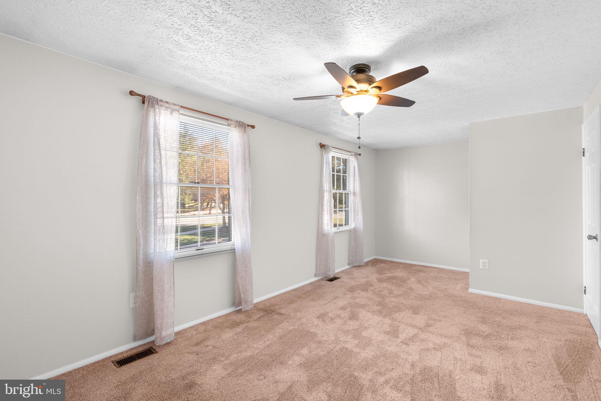 DAMASCUS VALLEY PARK - Residential