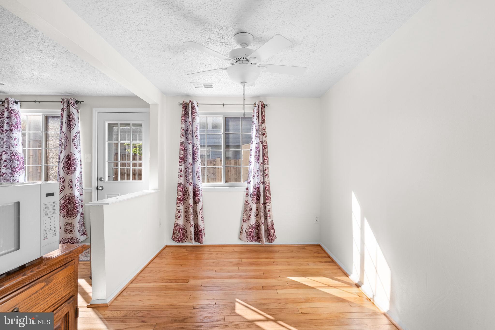 DAMASCUS VALLEY PARK - Residential