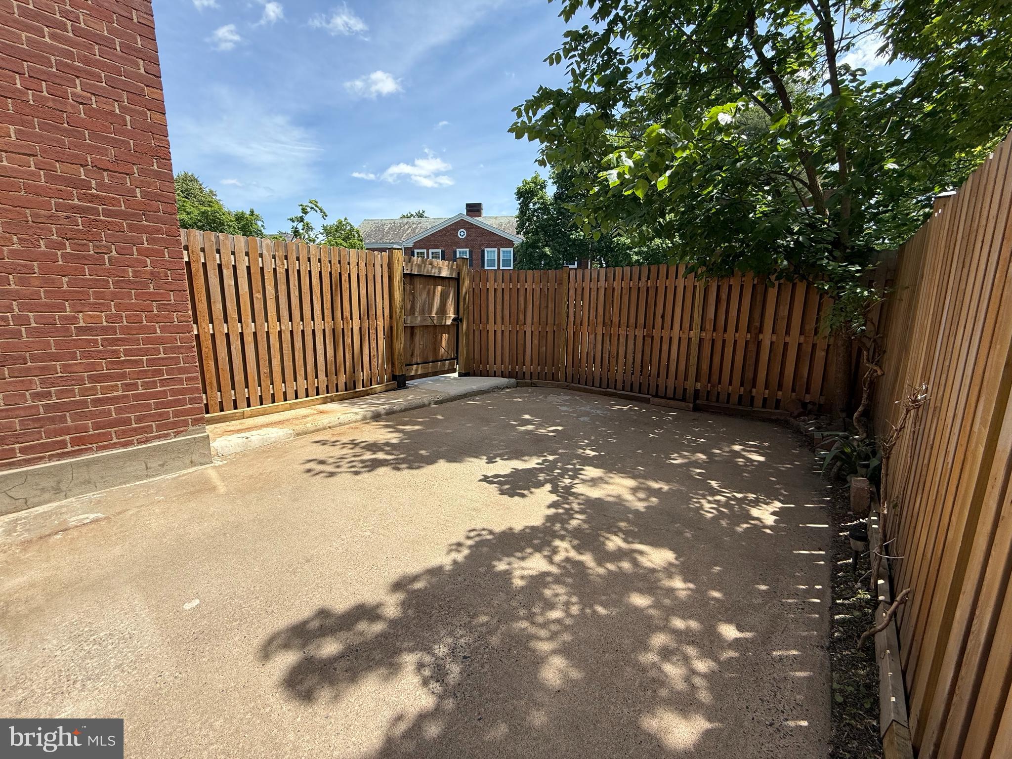 FAIRLINGTON VILLAGES - Residential