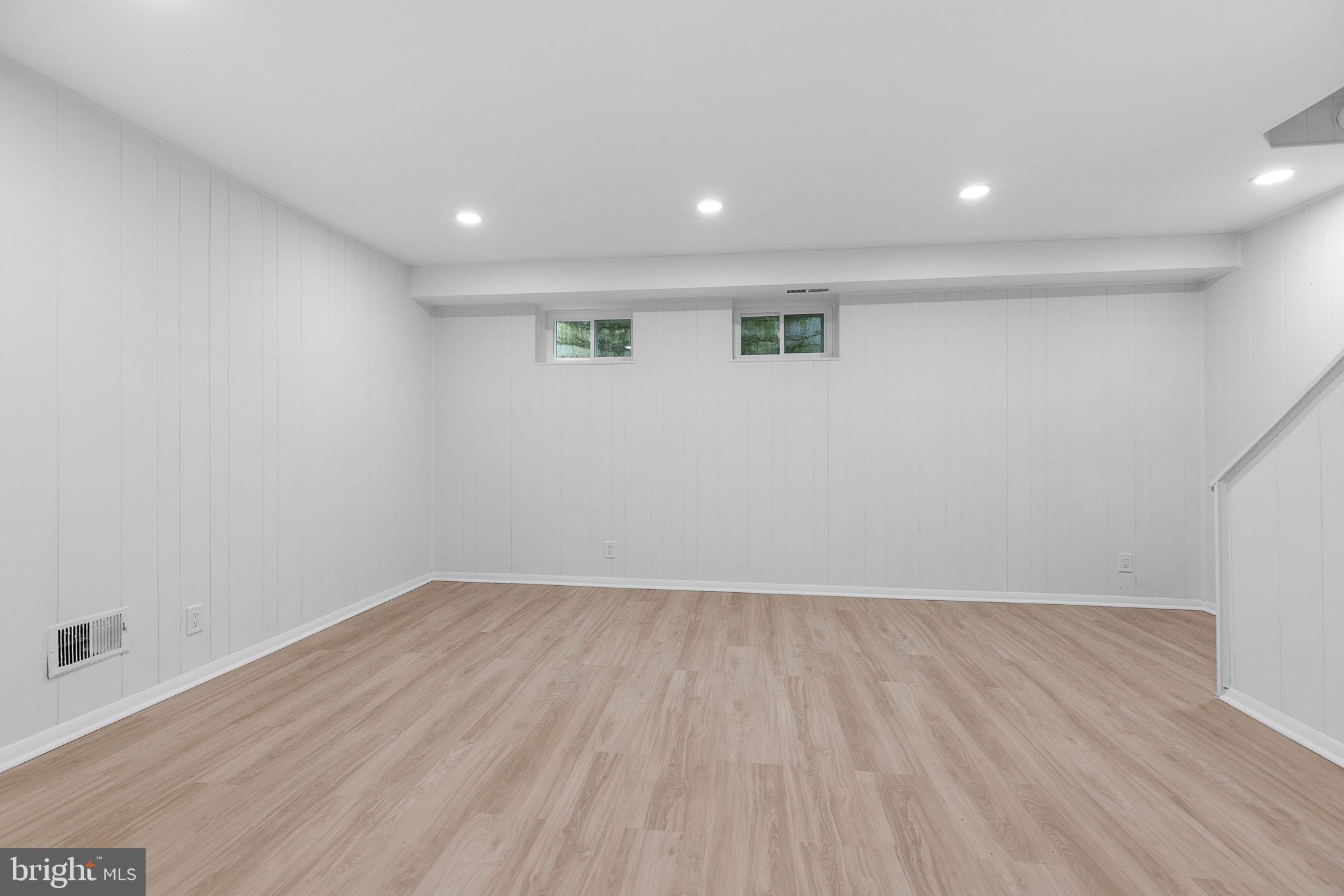 FAIRLINGTON VILLAGES - Residential