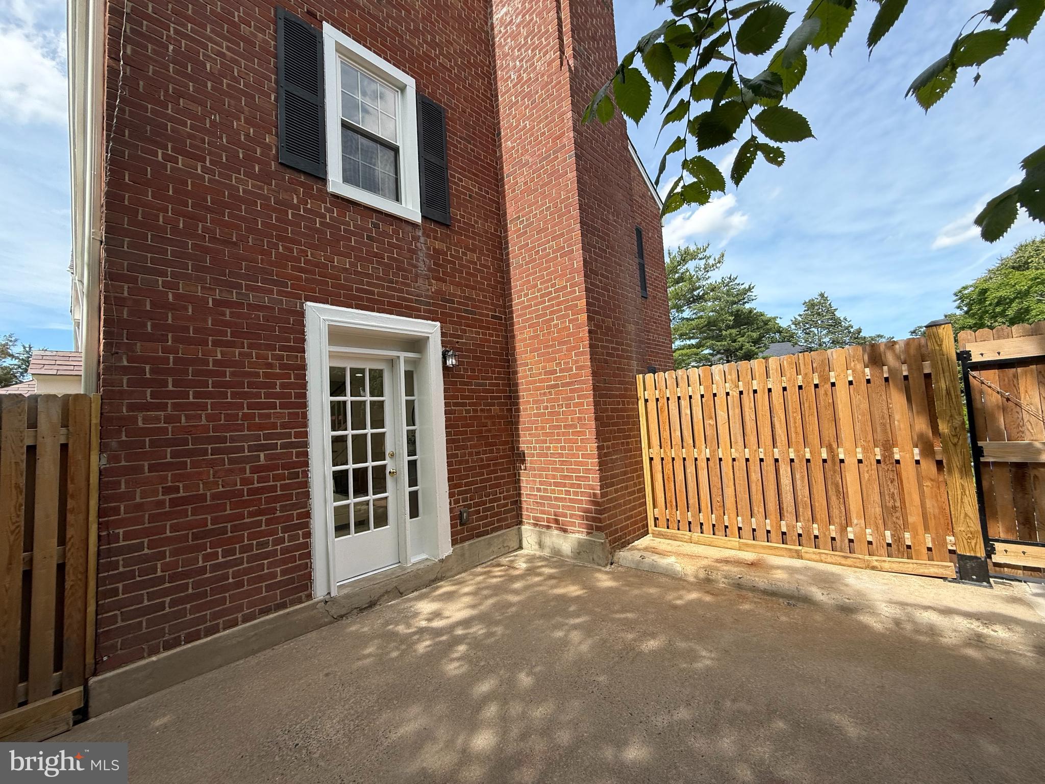 FAIRLINGTON VILLAGES - Residential