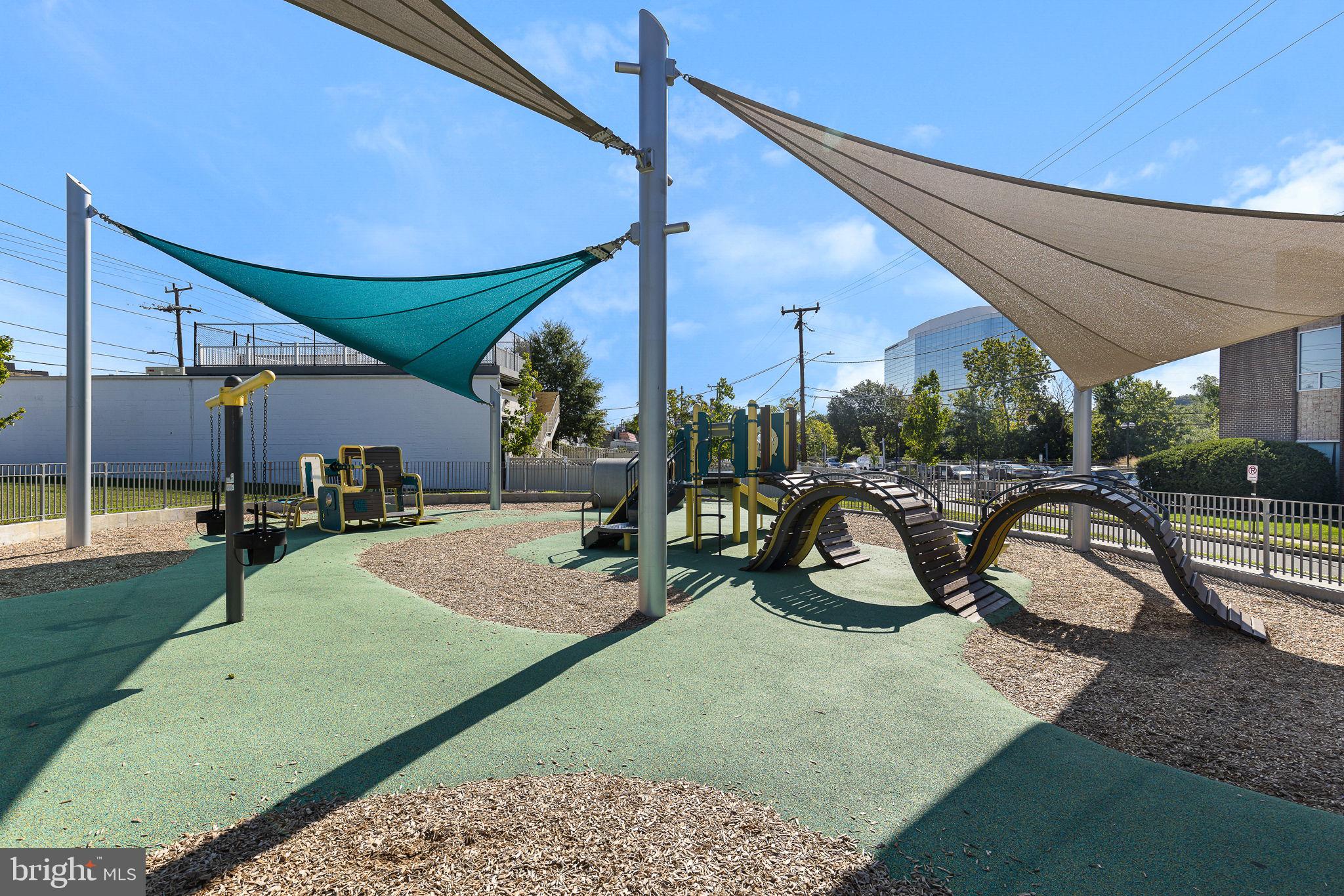 FAIRLINGTON VILLAGES - Residential