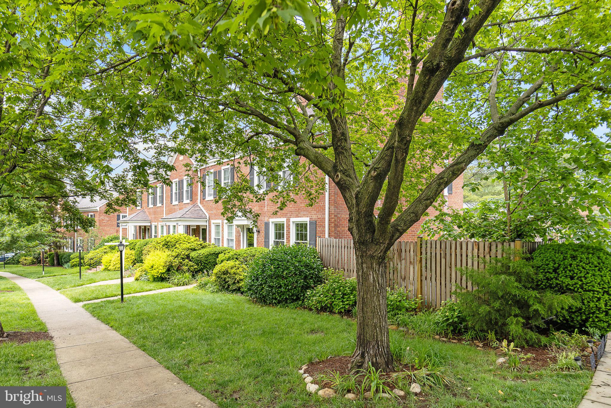 FAIRLINGTON VILLAGES - Residential