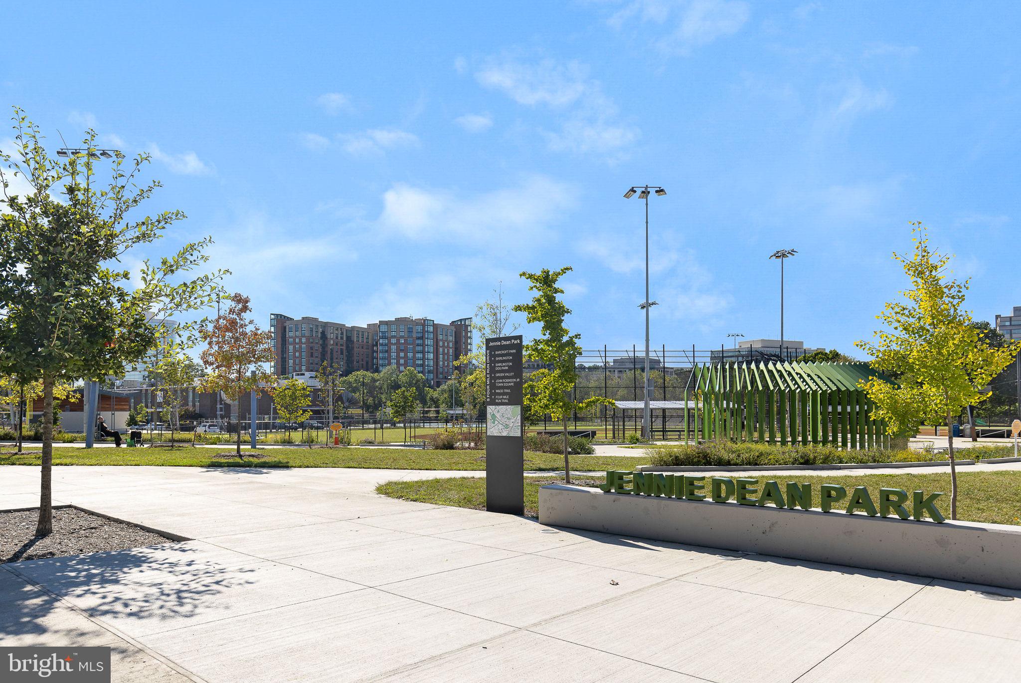 FAIRLINGTON VILLAGES - Residential