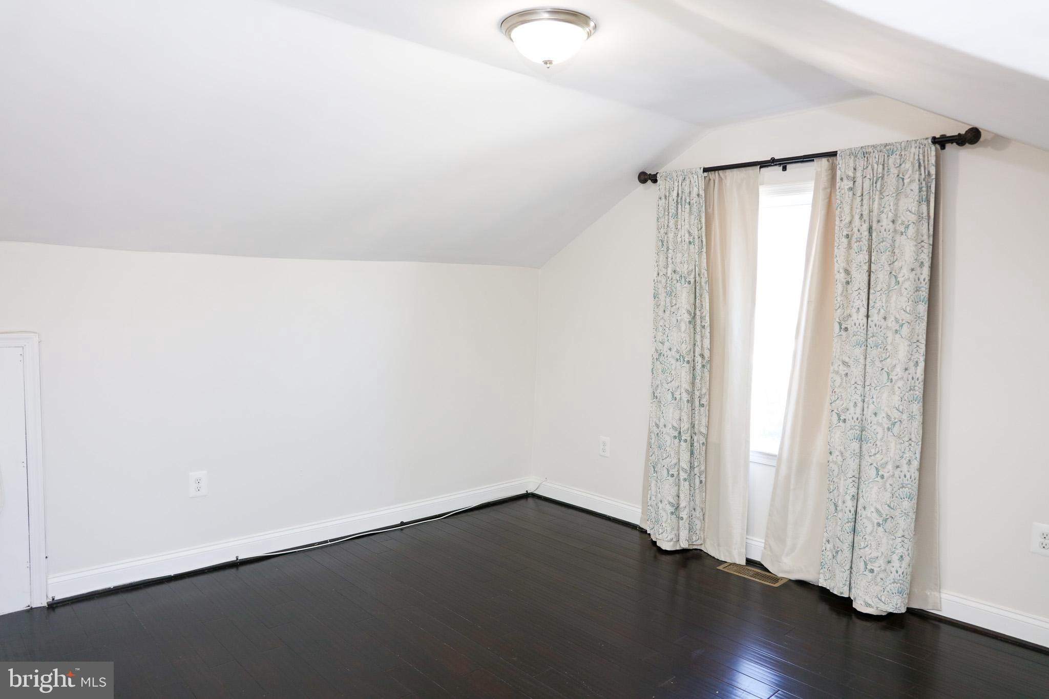 NORTH LINTHICUM - Residential Lease