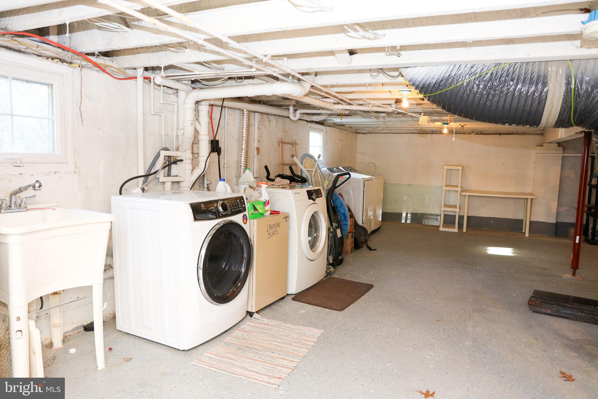 NORTH LINTHICUM - Residential Lease