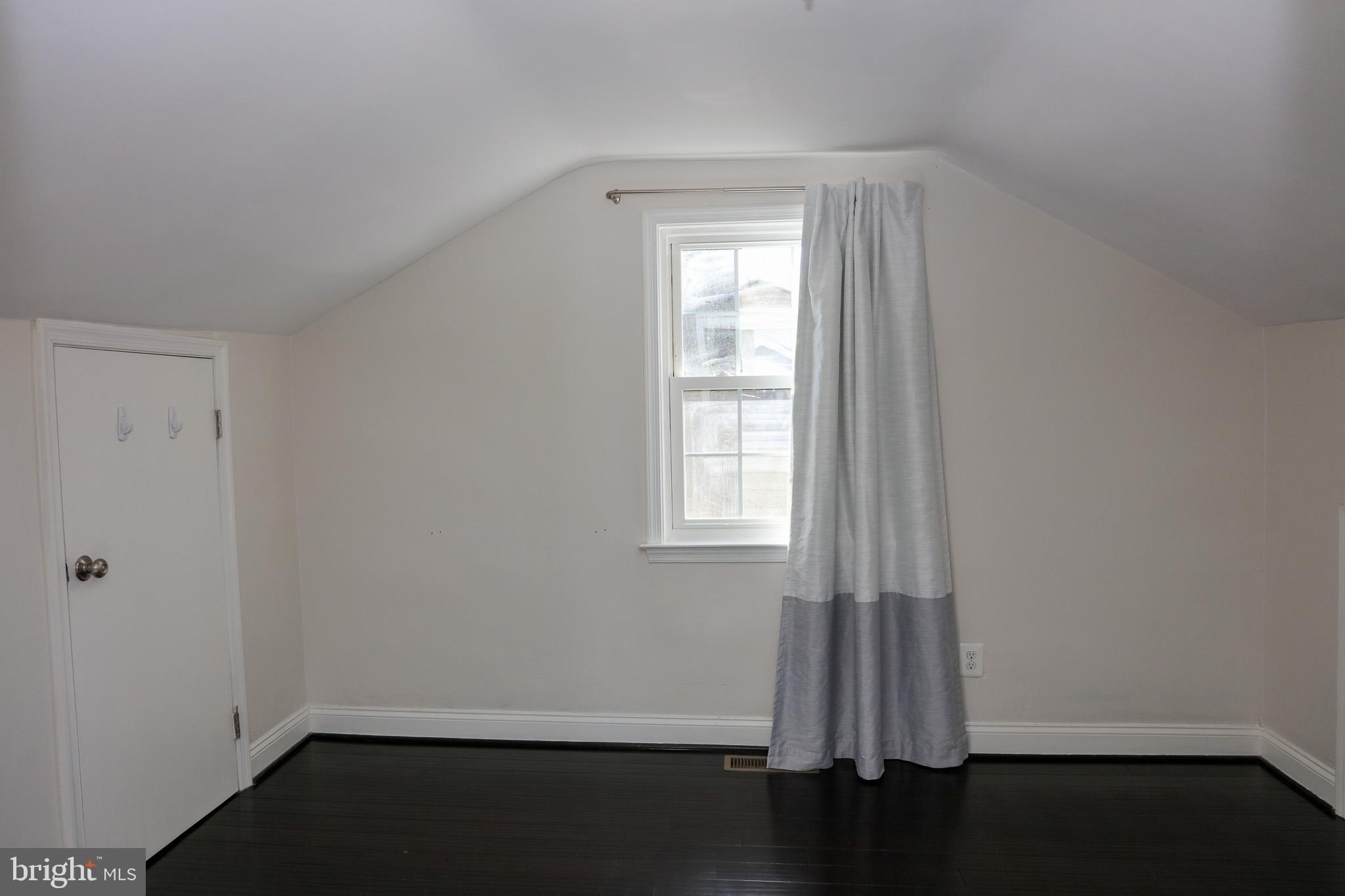 NORTH LINTHICUM - Residential Lease