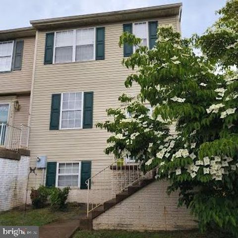 Townhouse For Sale - 102 Mews Court<br/> STAFFORD, VA 22556