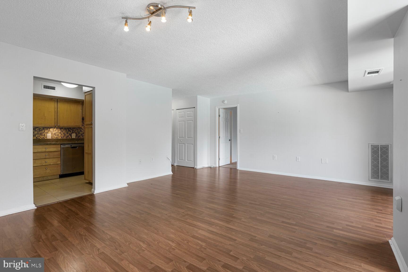 2230 GEORGE C MARSHALL DRIVE 512