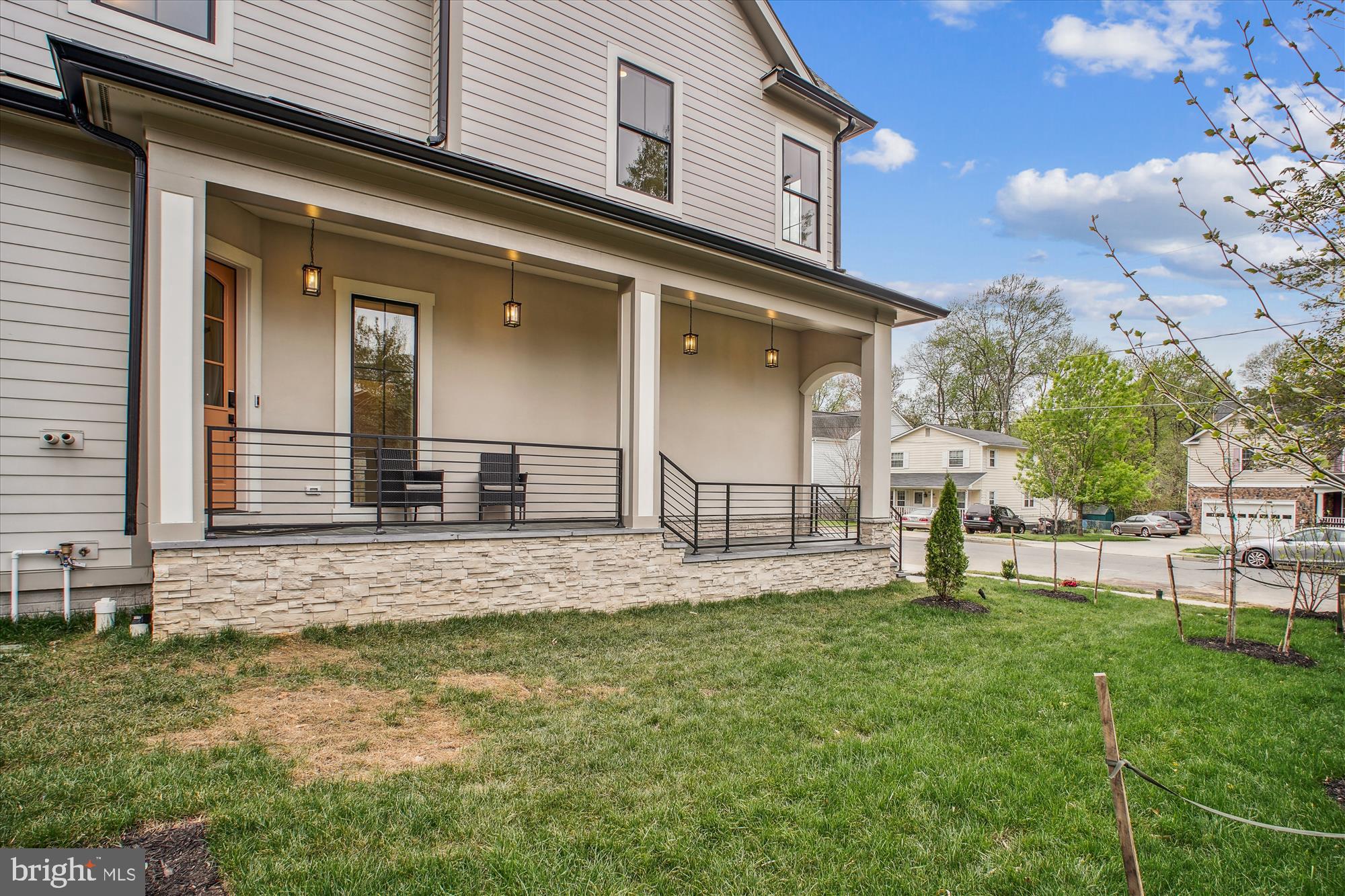 HALEMHURST - Residential