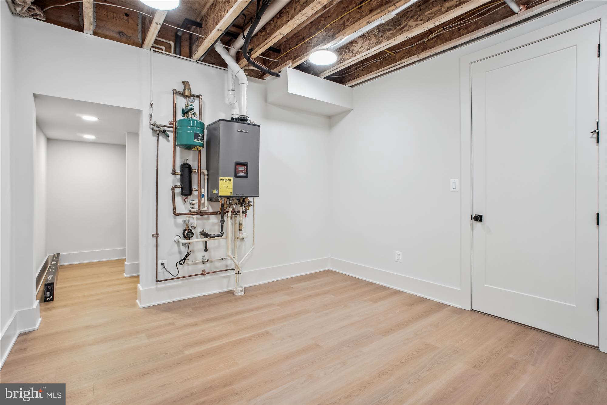 HALEMHURST - Residential