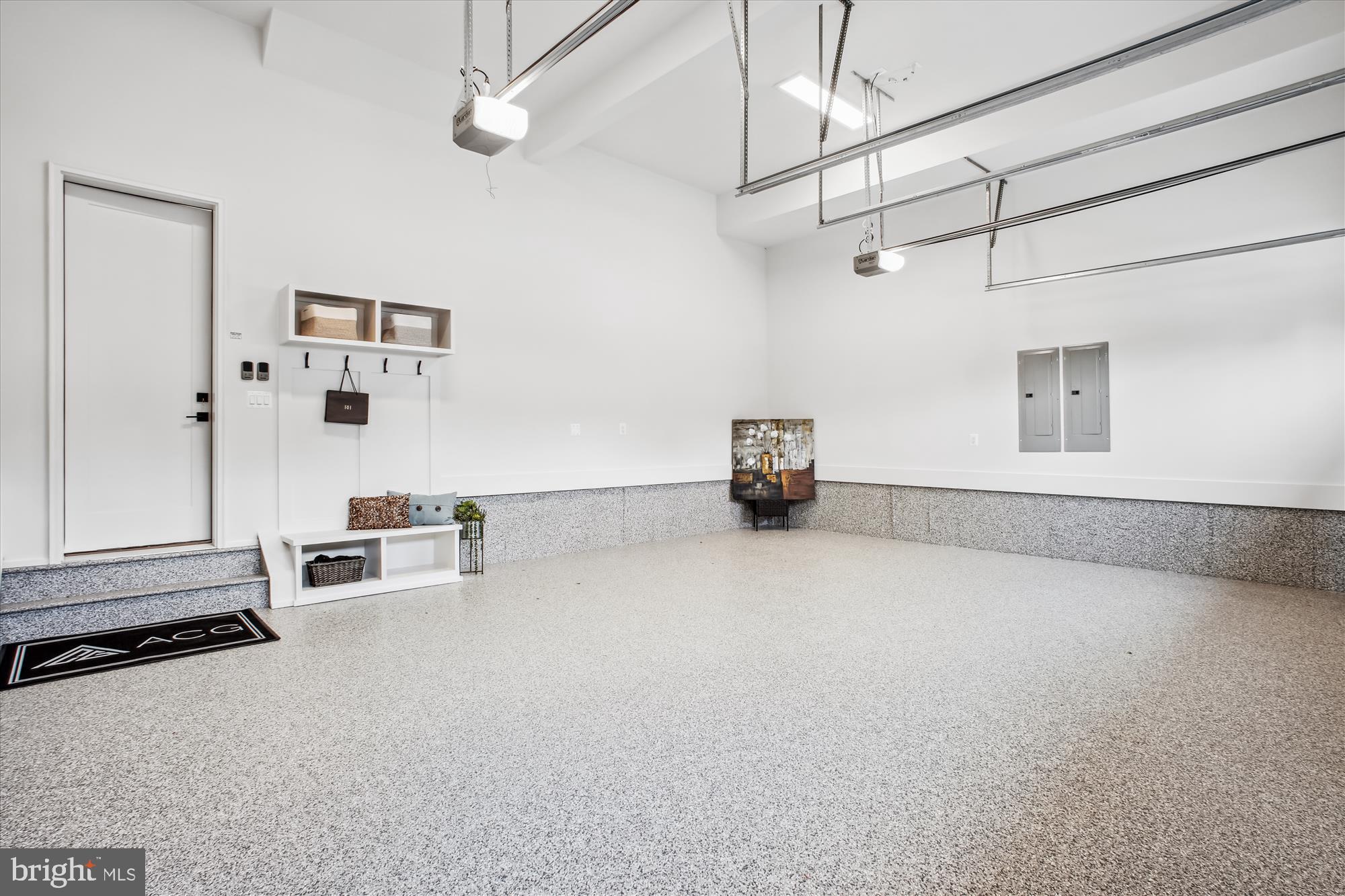 HALEMHURST - Residential