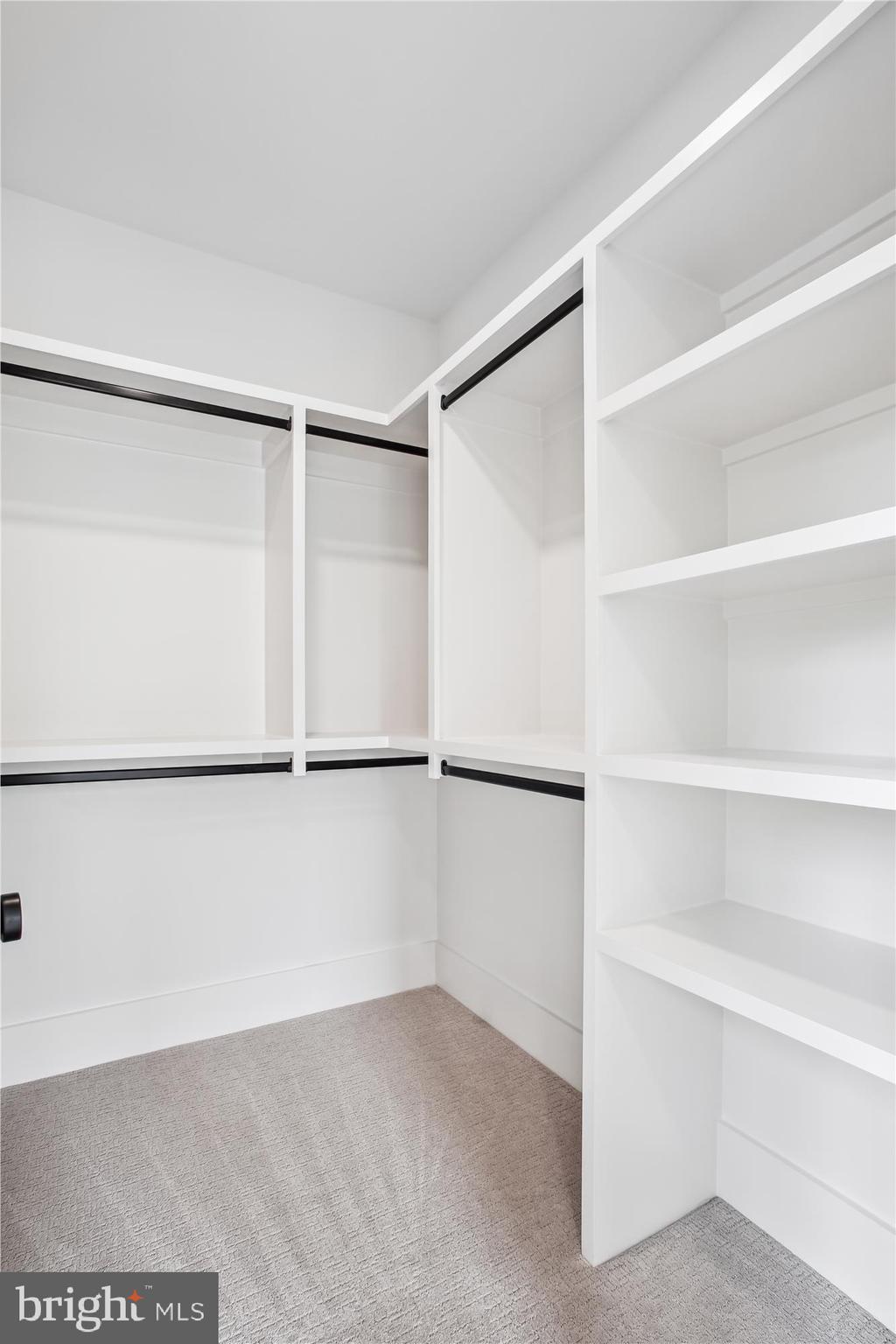 HALEMHURST - Residential