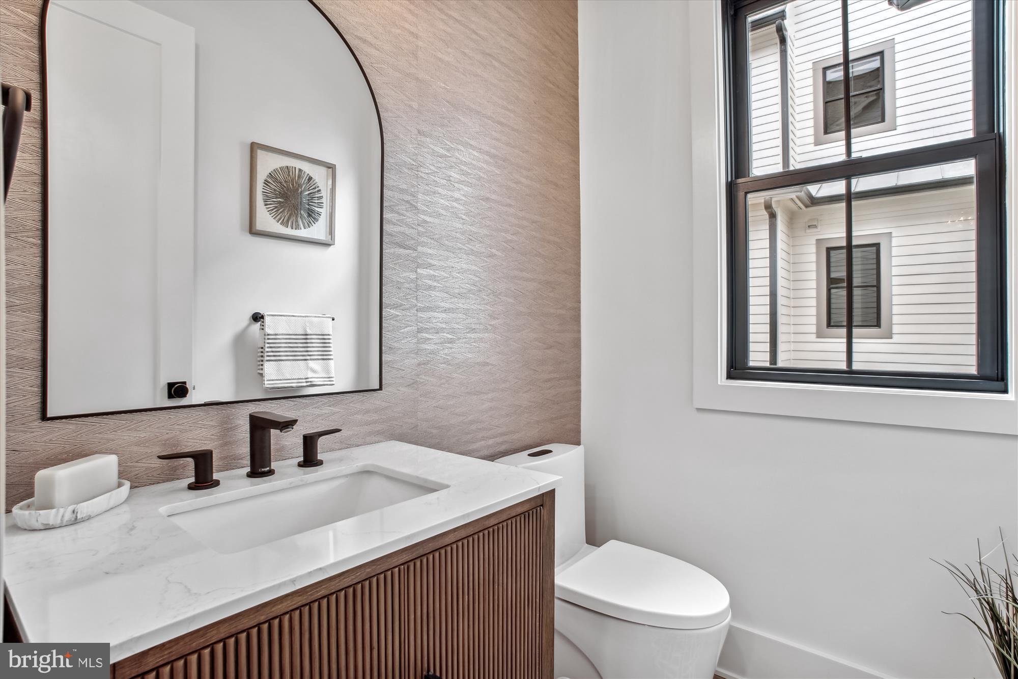 HALEMHURST - Residential