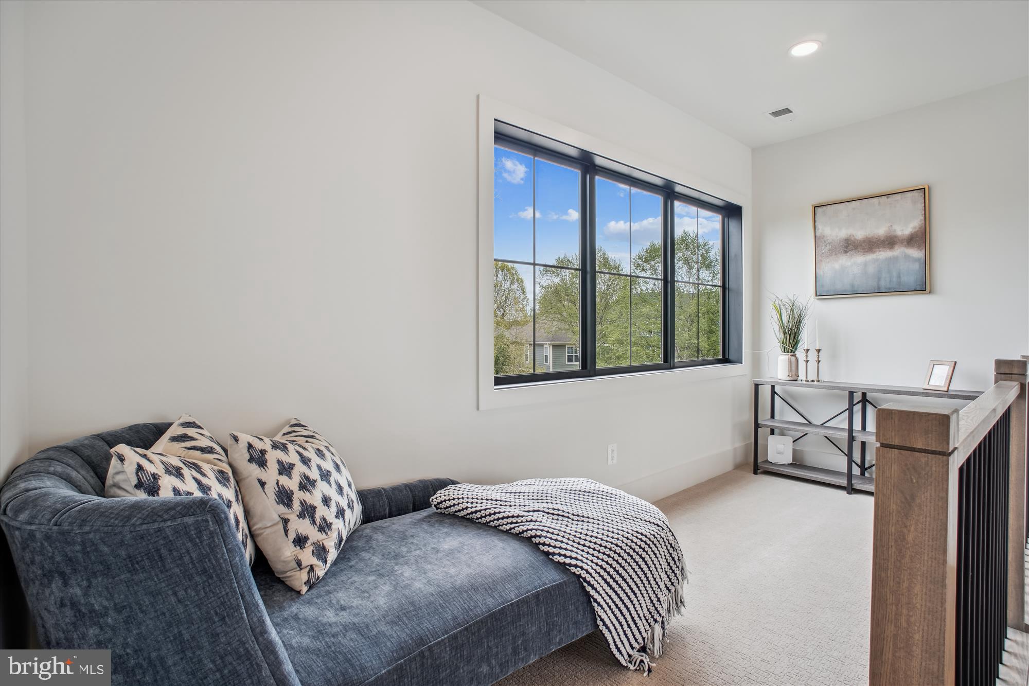 HALEMHURST - Residential