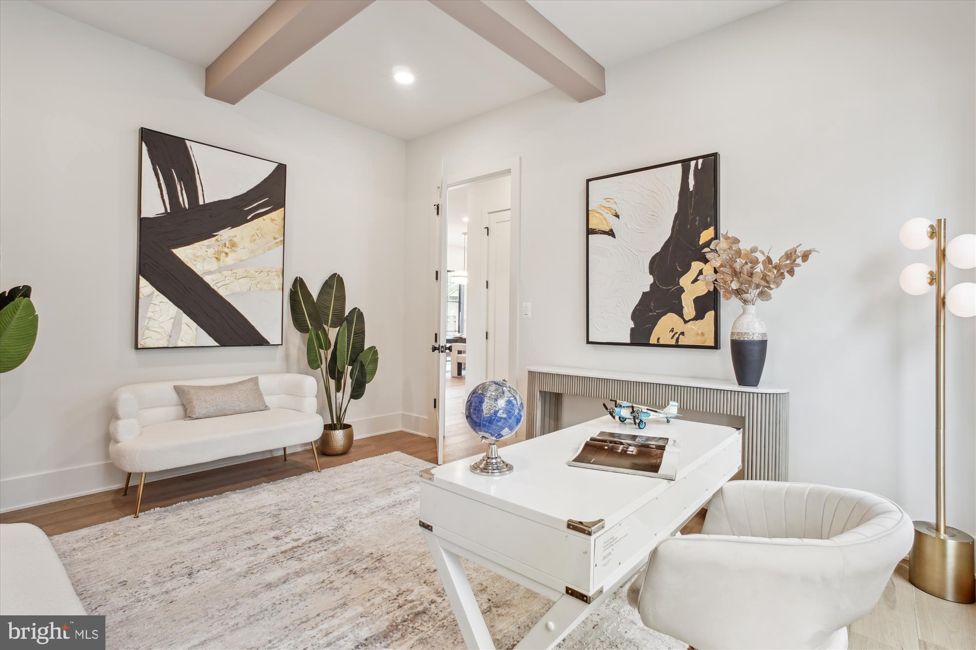 HALEMHURST - Residential