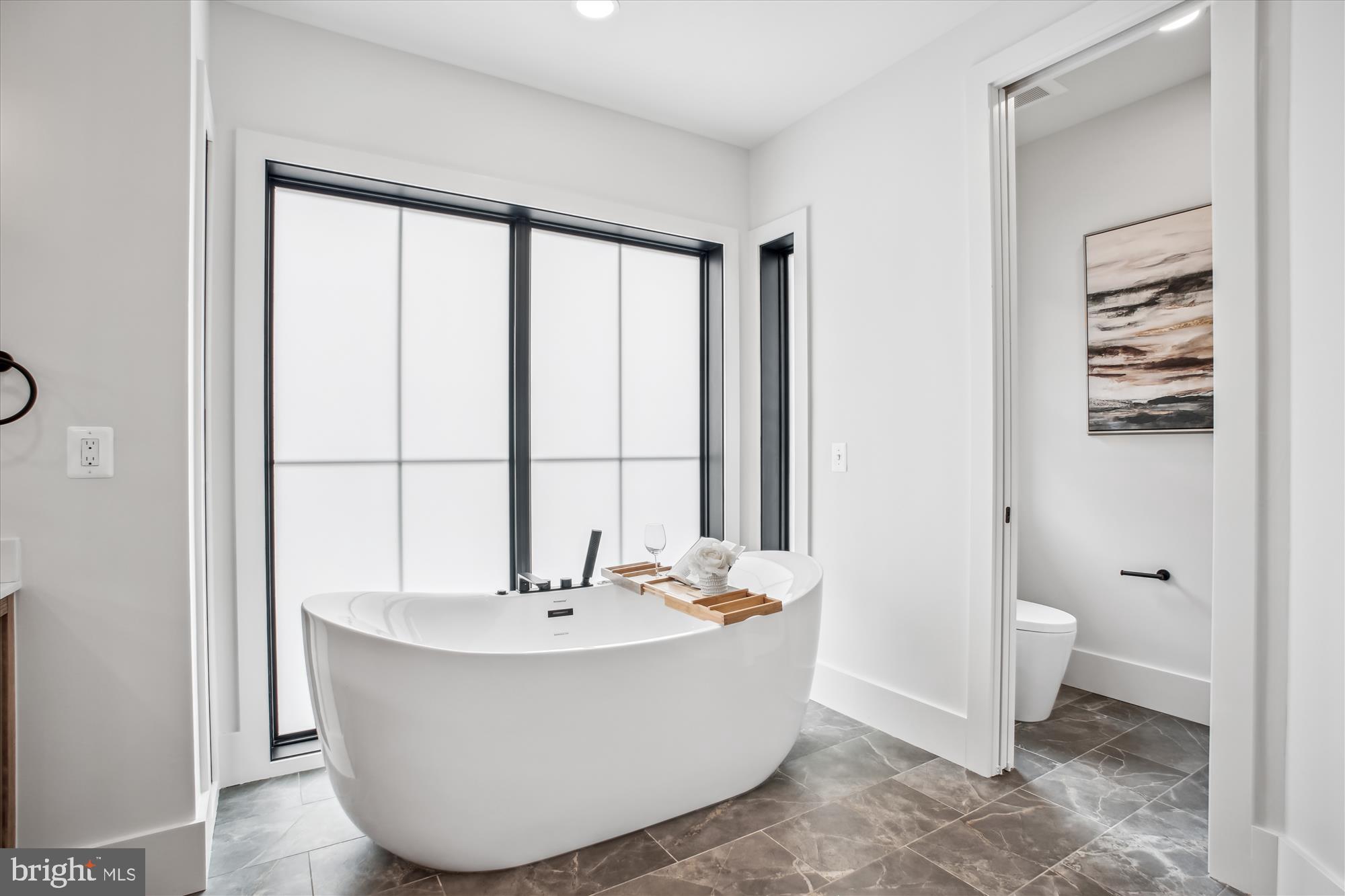 HALEMHURST - Residential