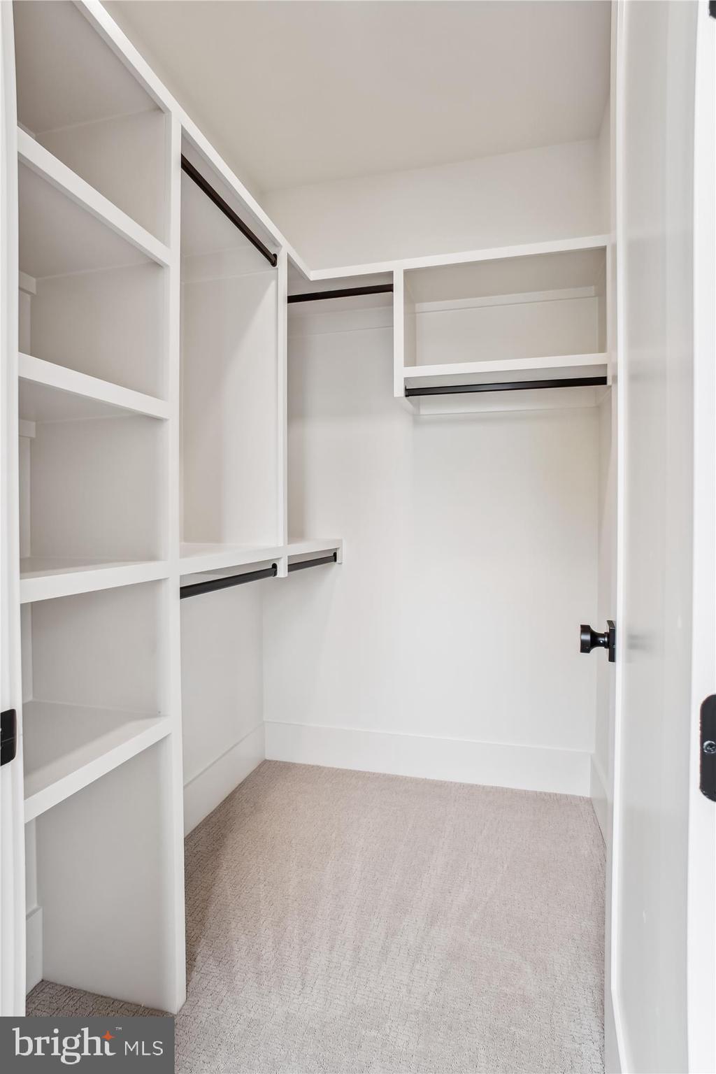 HALEMHURST - Residential