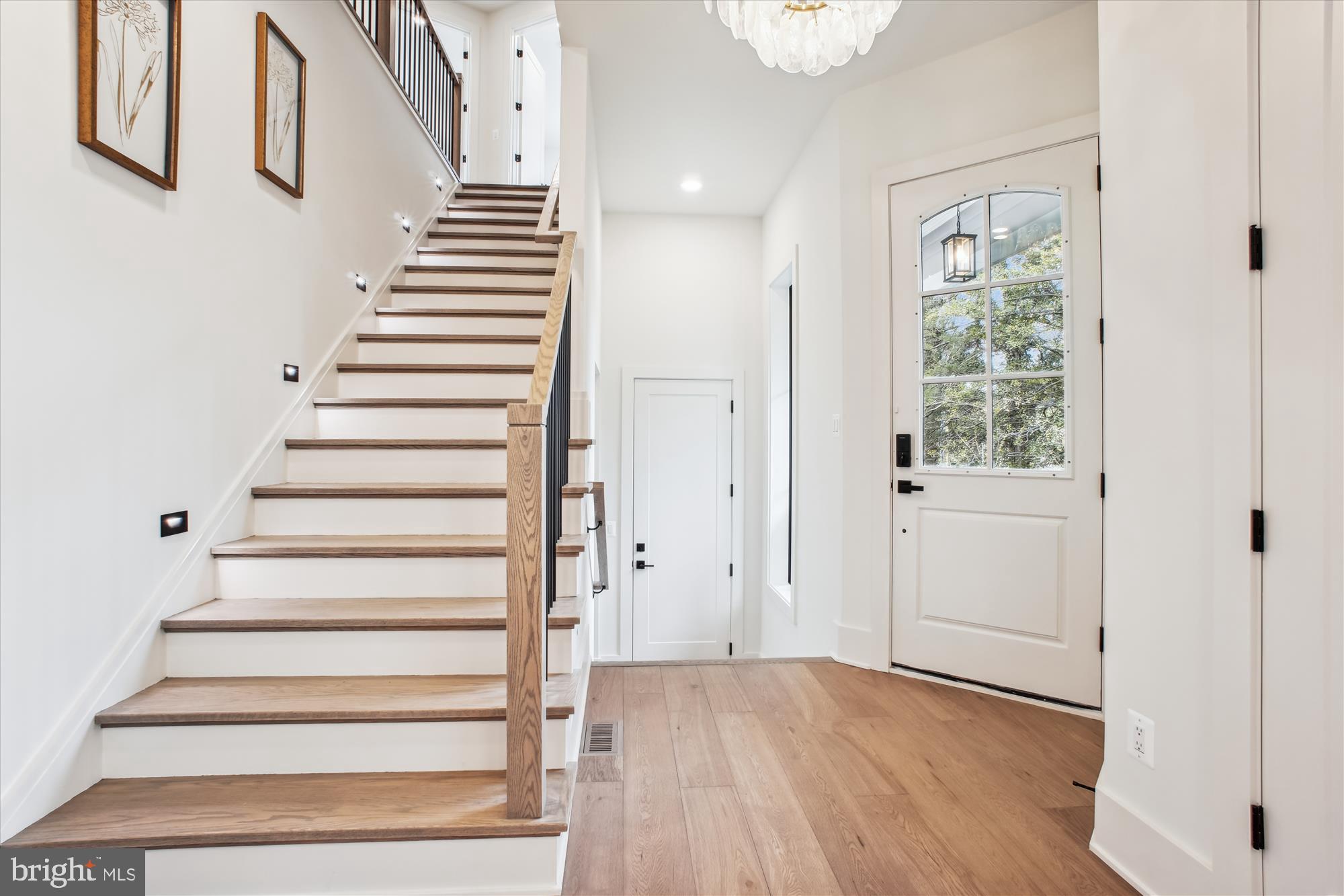 HALEMHURST - Residential