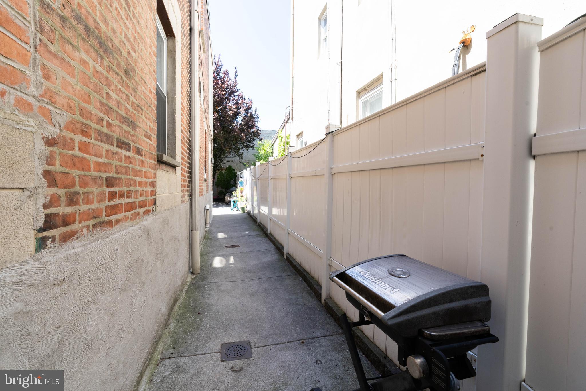 EAST PASSYUNK CROSSING - Residential Income