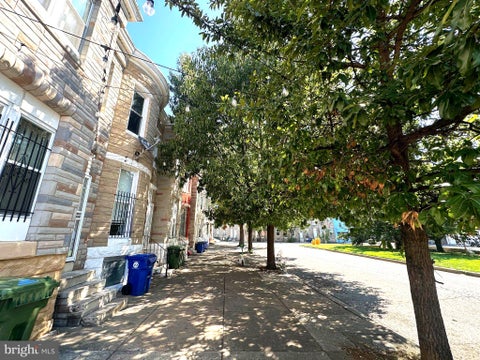Townhouse For Sale - 1610 Wilkens Ave<br/> Baltimore City County, BALTIMORE, MD 21223