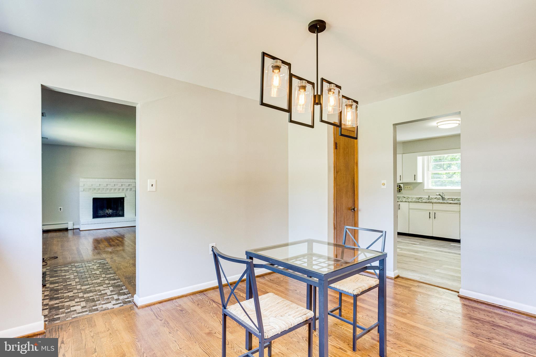 COLLEGE KNOLLS - Residential