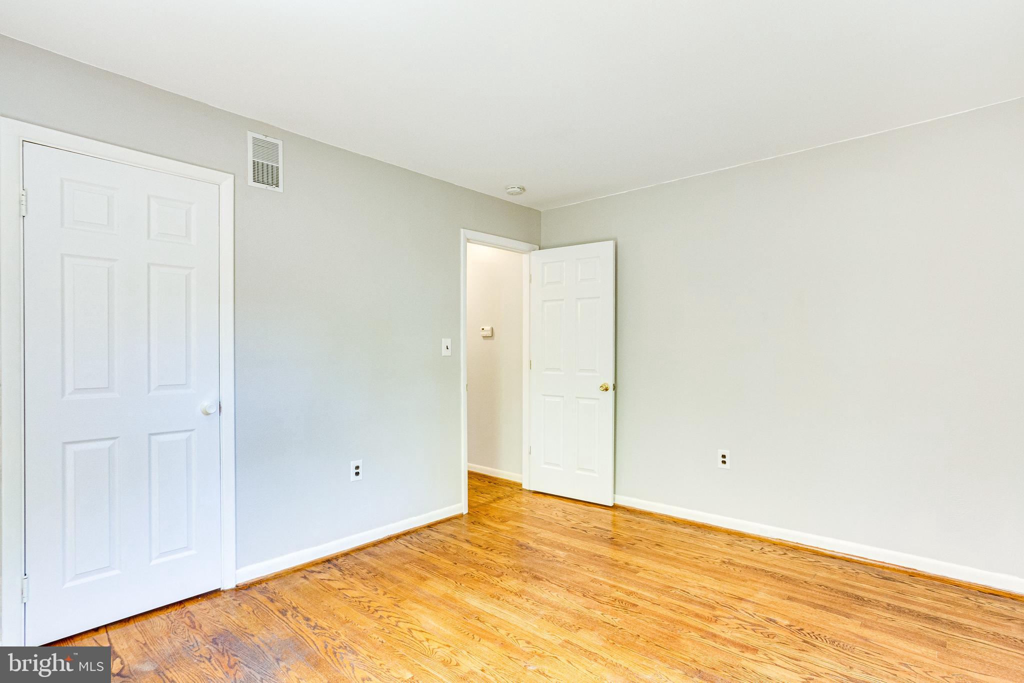 COLLEGE KNOLLS - Residential