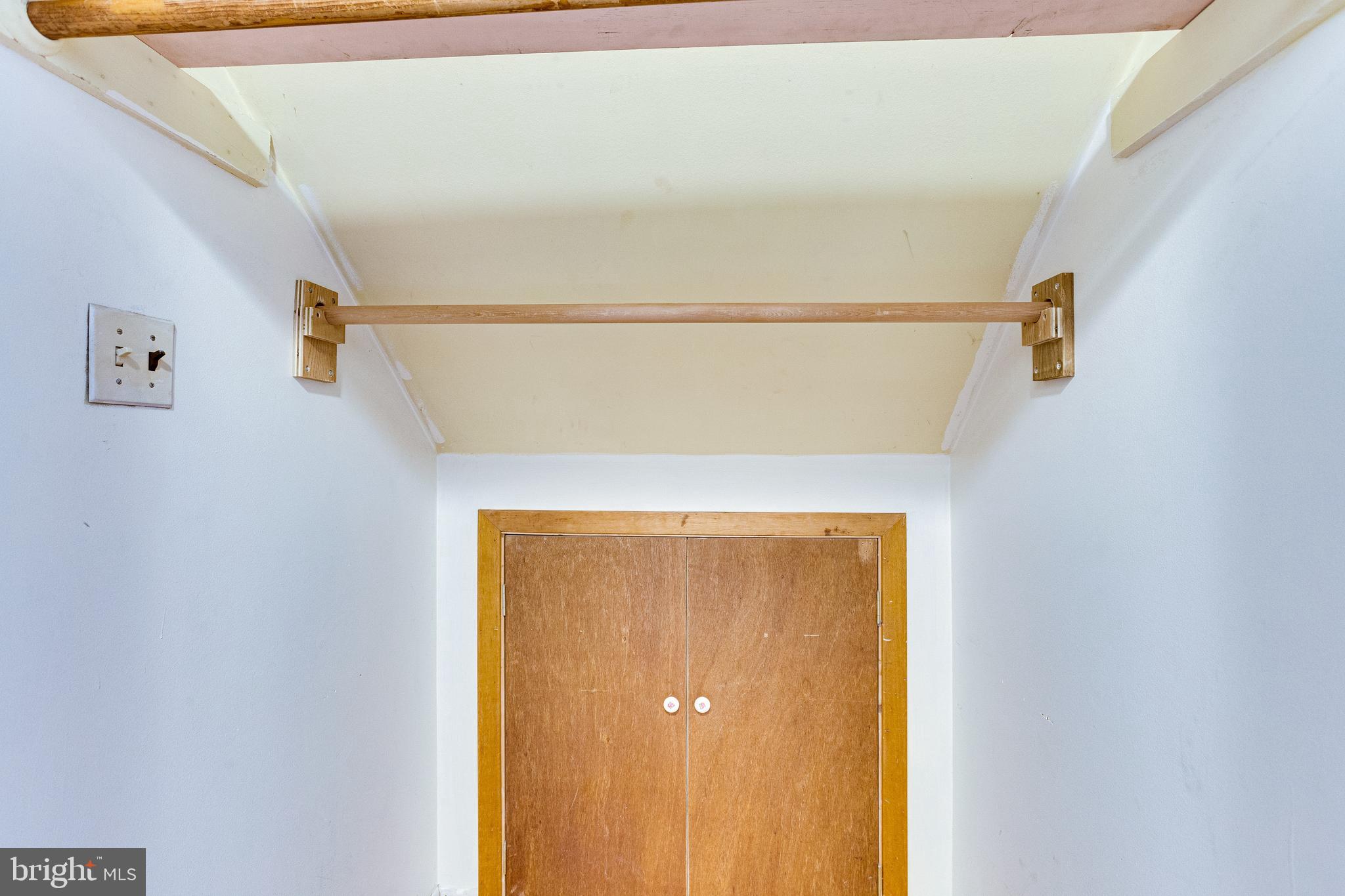 COLLEGE KNOLLS - Residential