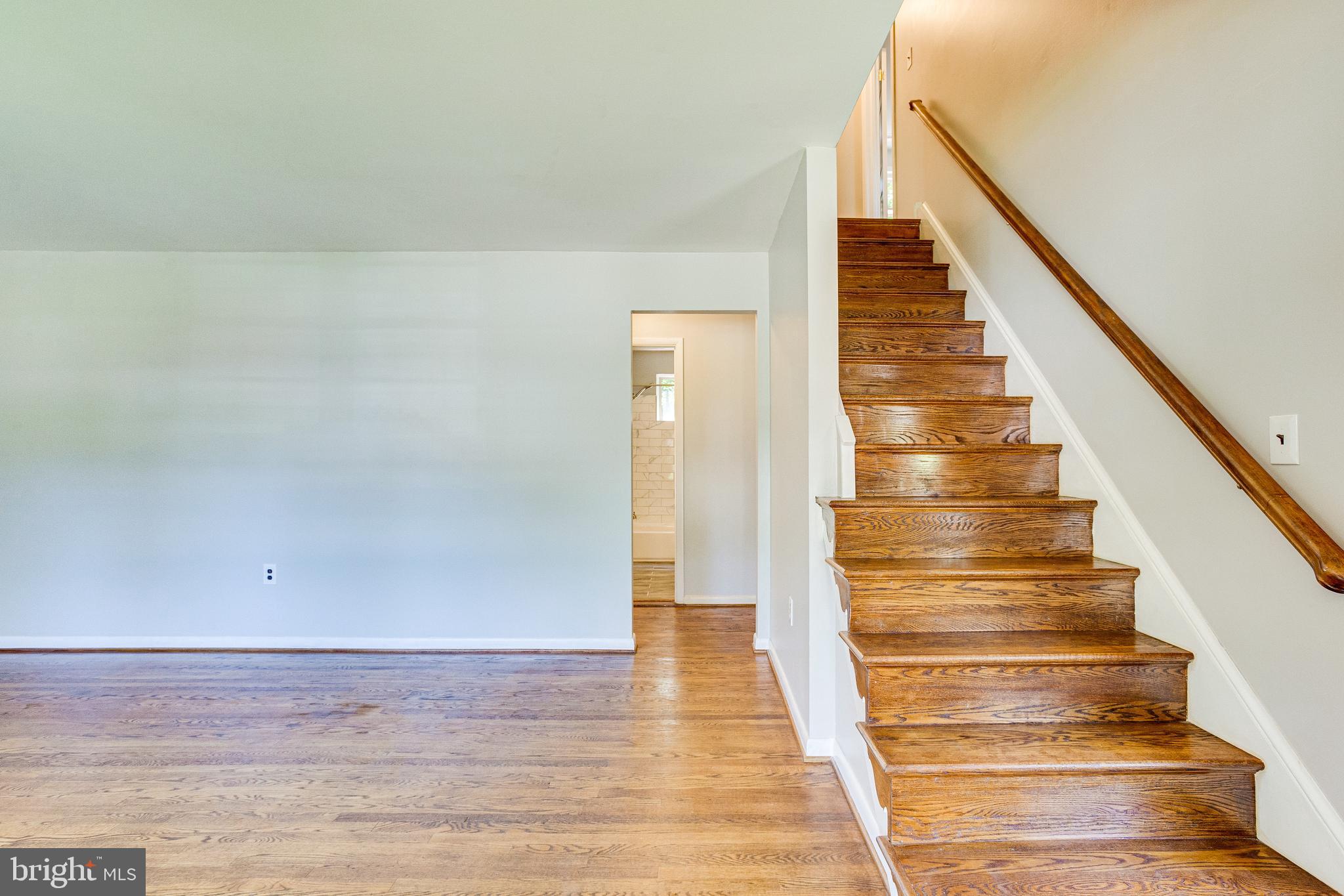 COLLEGE KNOLLS - Residential