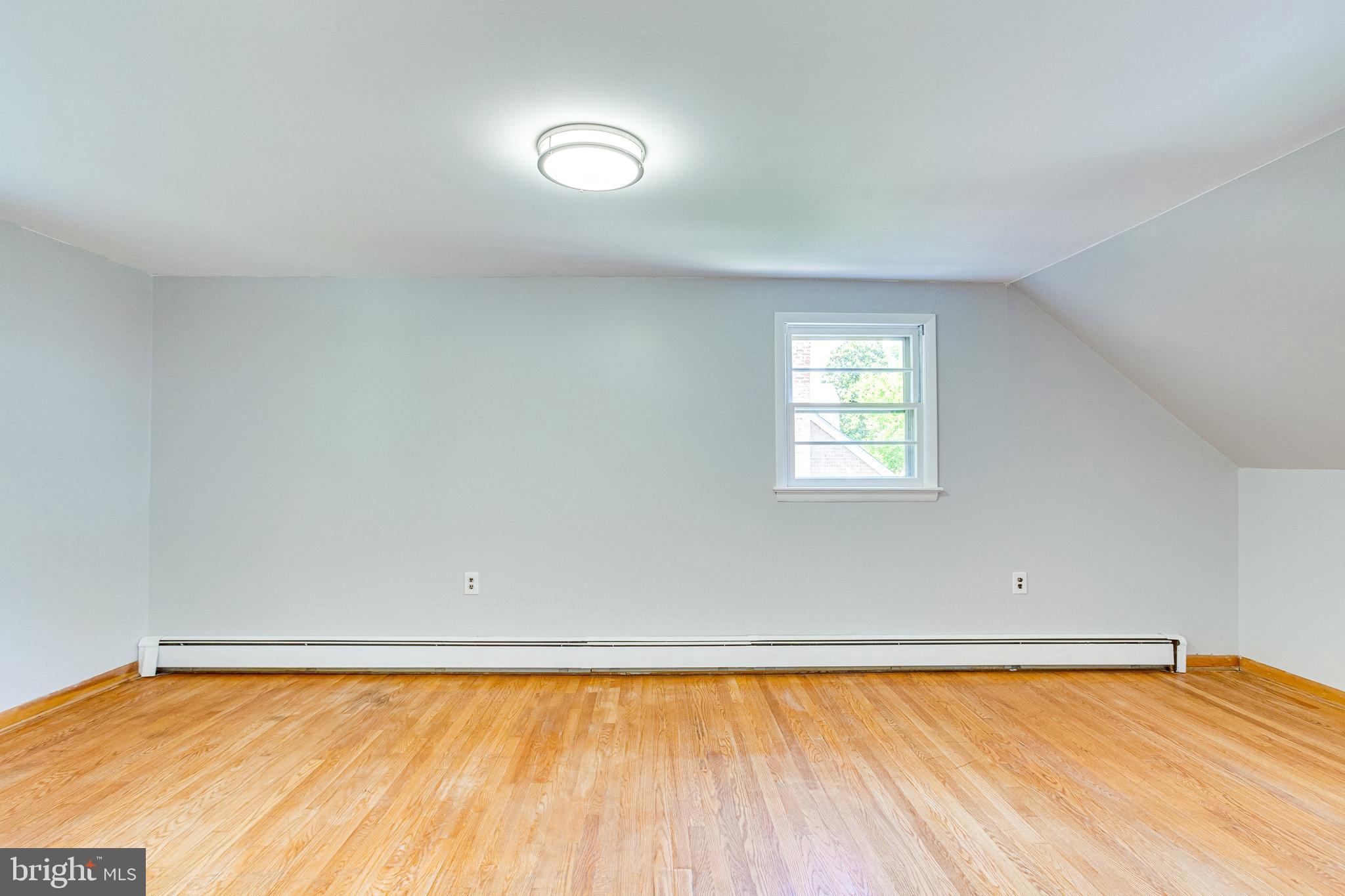 COLLEGE KNOLLS - Residential