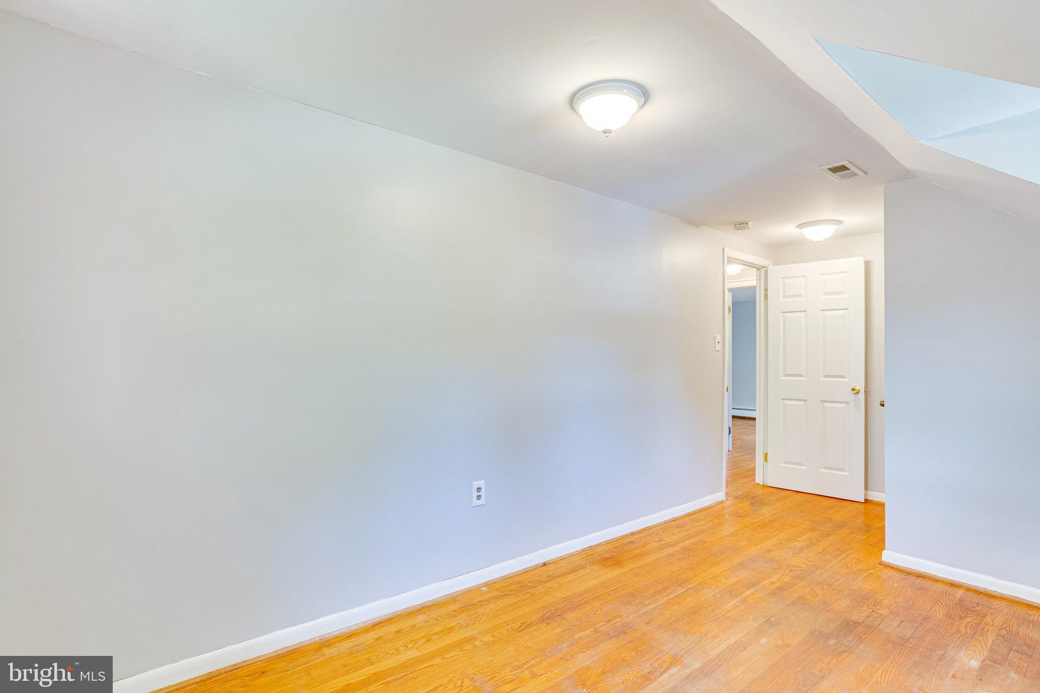 COLLEGE KNOLLS - Residential