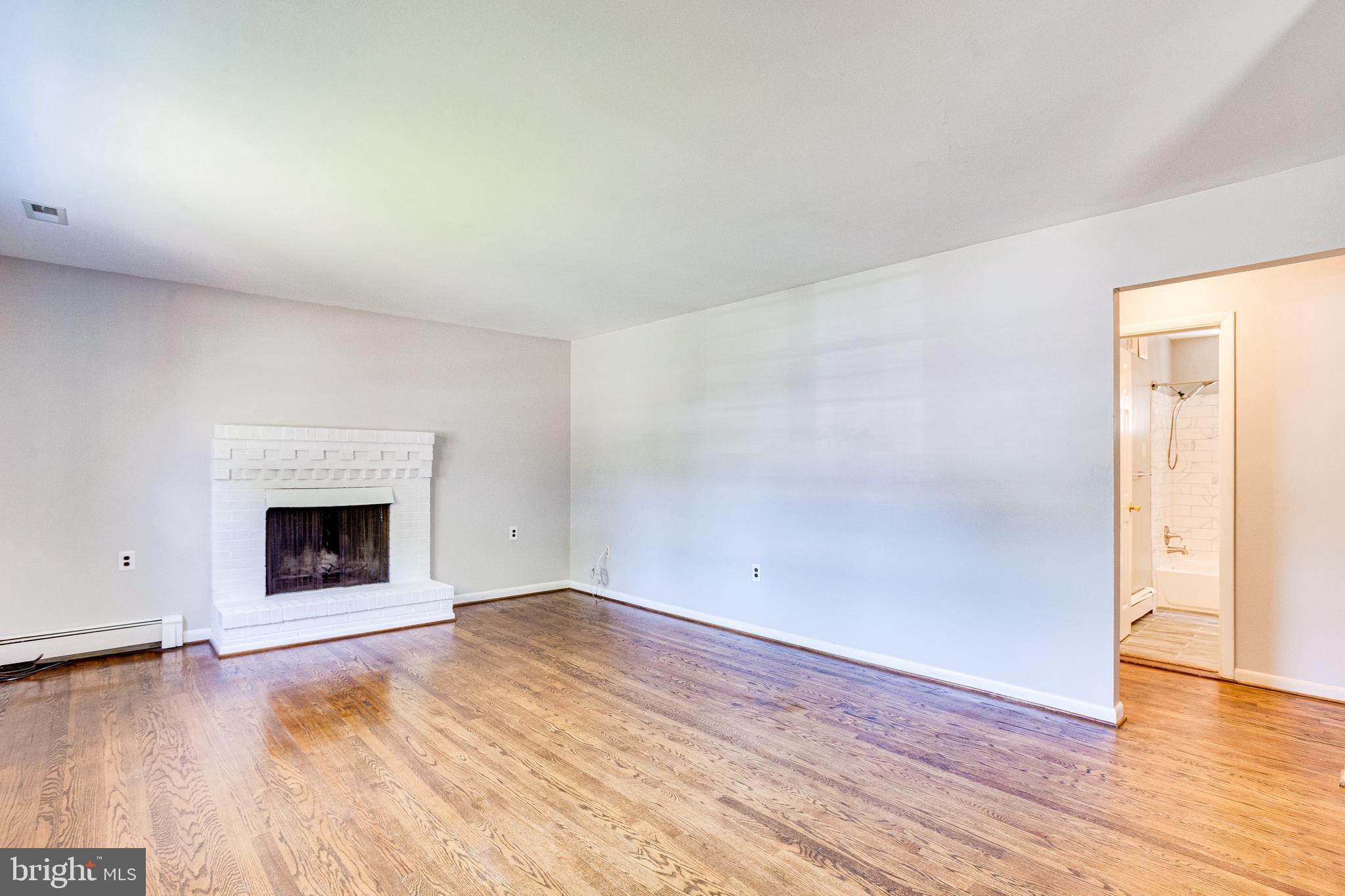 COLLEGE KNOLLS - Residential