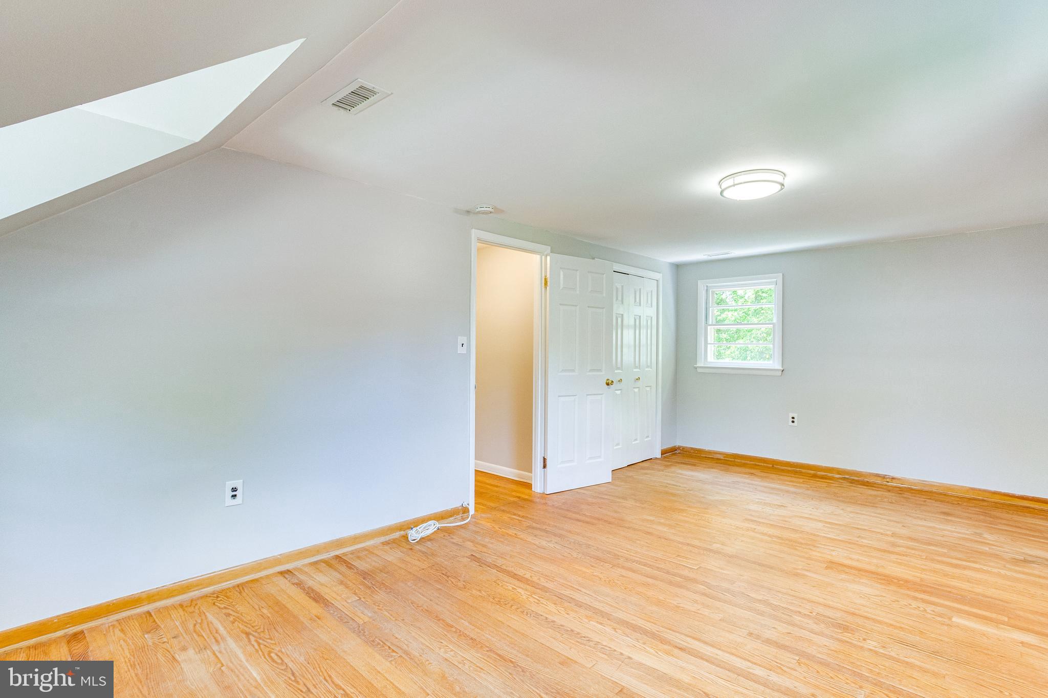 COLLEGE KNOLLS - Residential