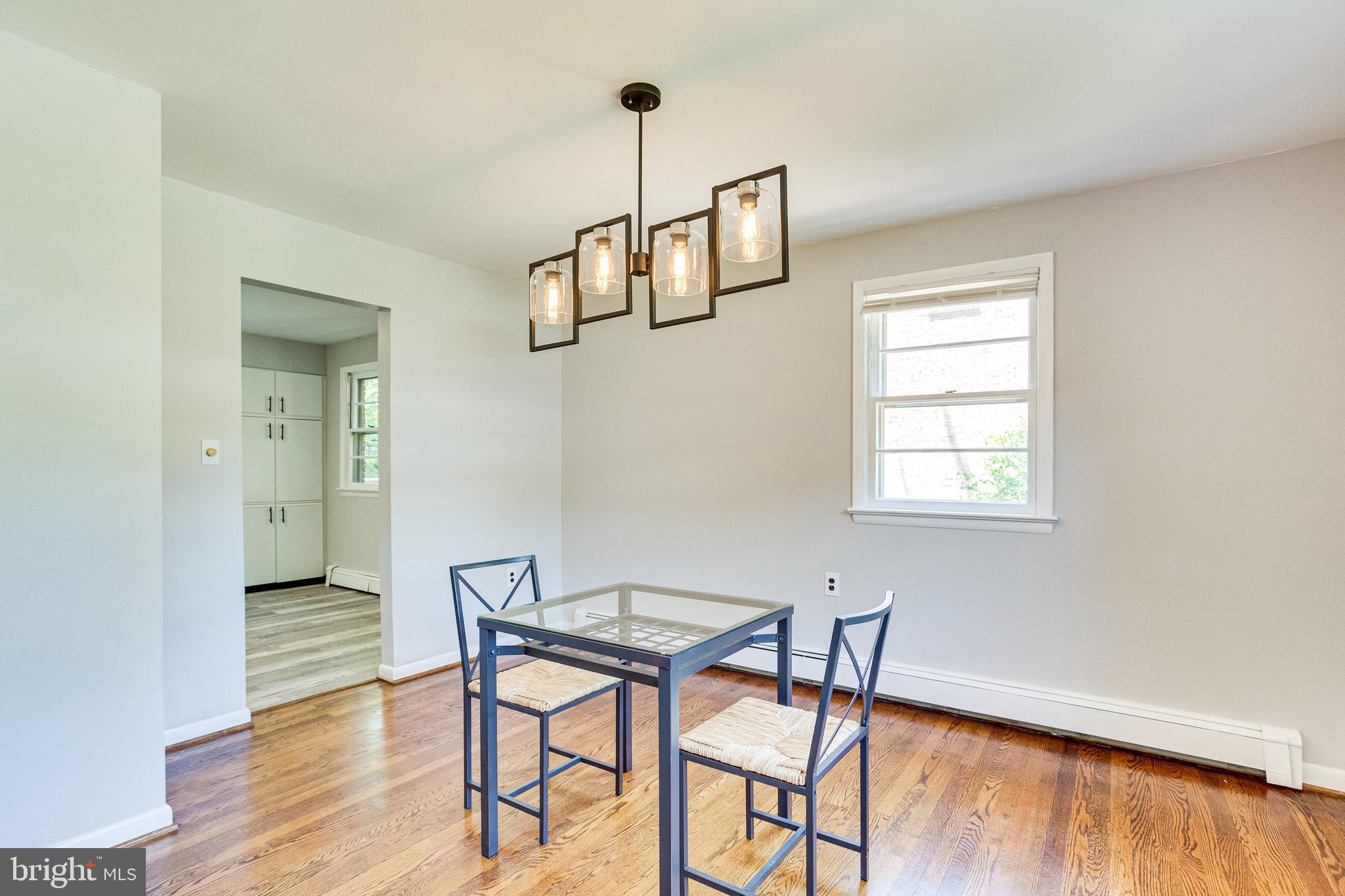 COLLEGE KNOLLS - Residential