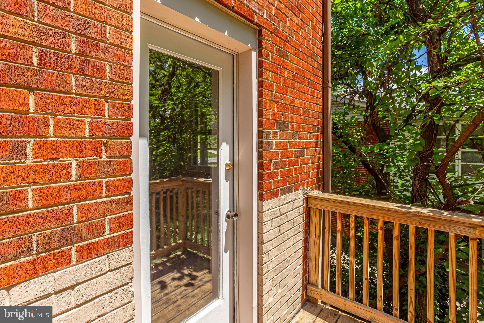 COLLEGE KNOLLS - Residential