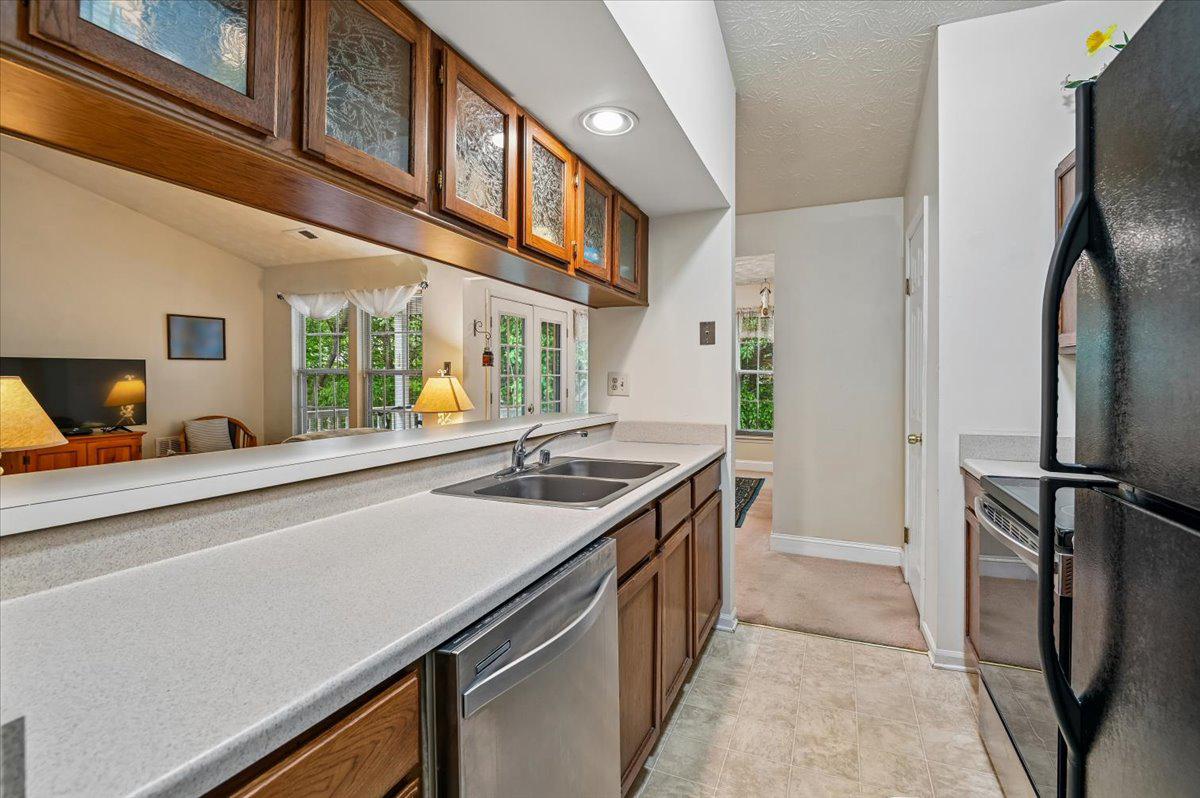 DEEP CREEK COMMONS - Residential