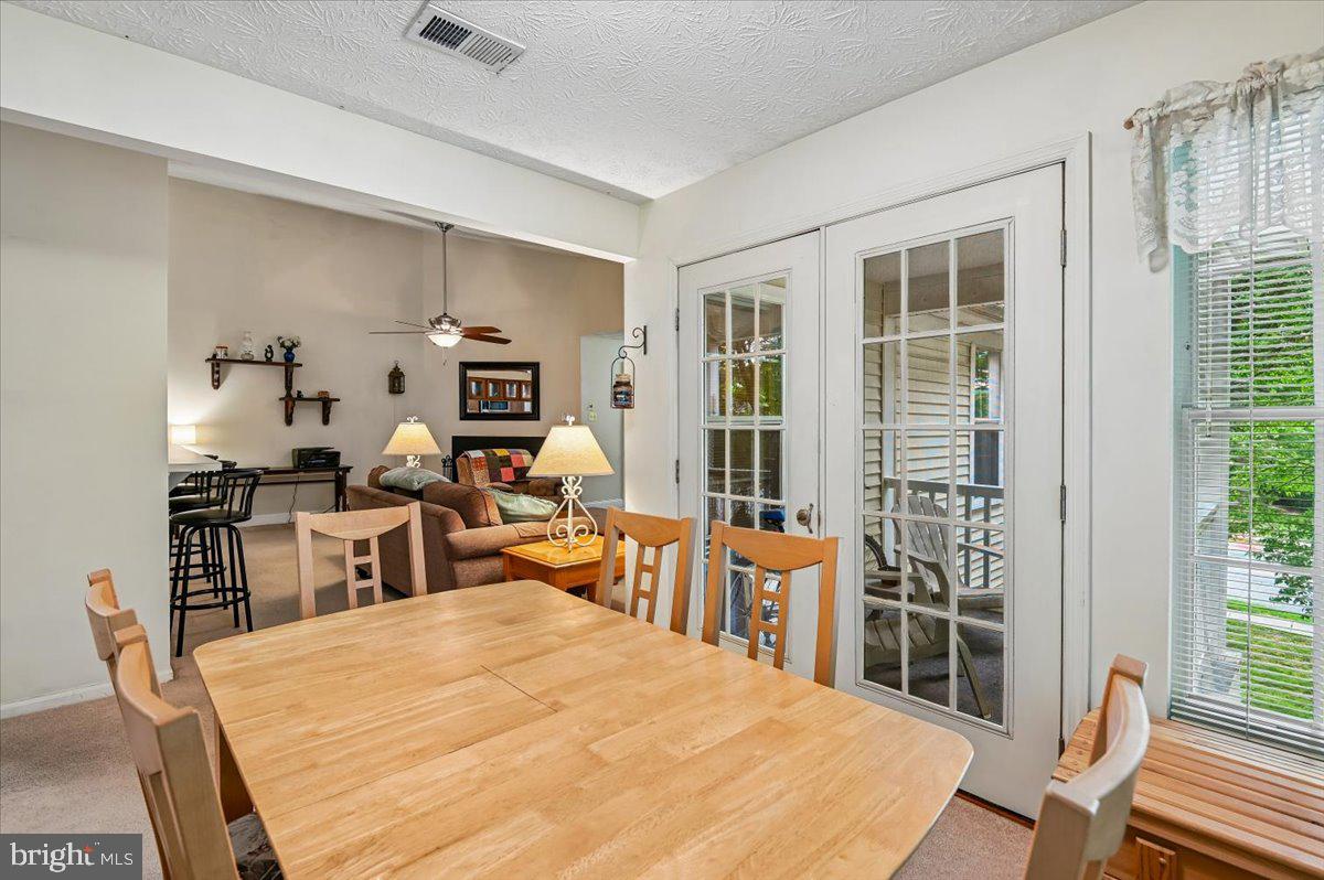 DEEP CREEK COMMONS - Residential
