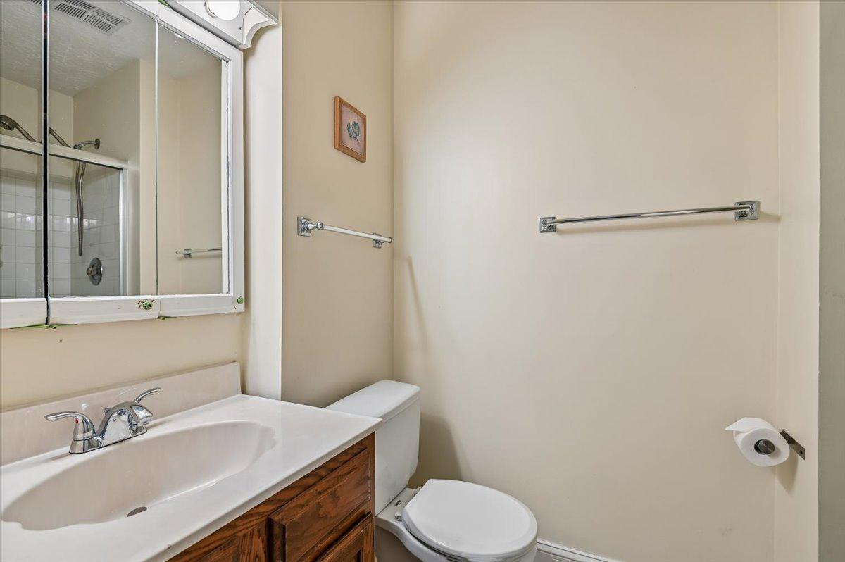 DEEP CREEK COMMONS - Residential