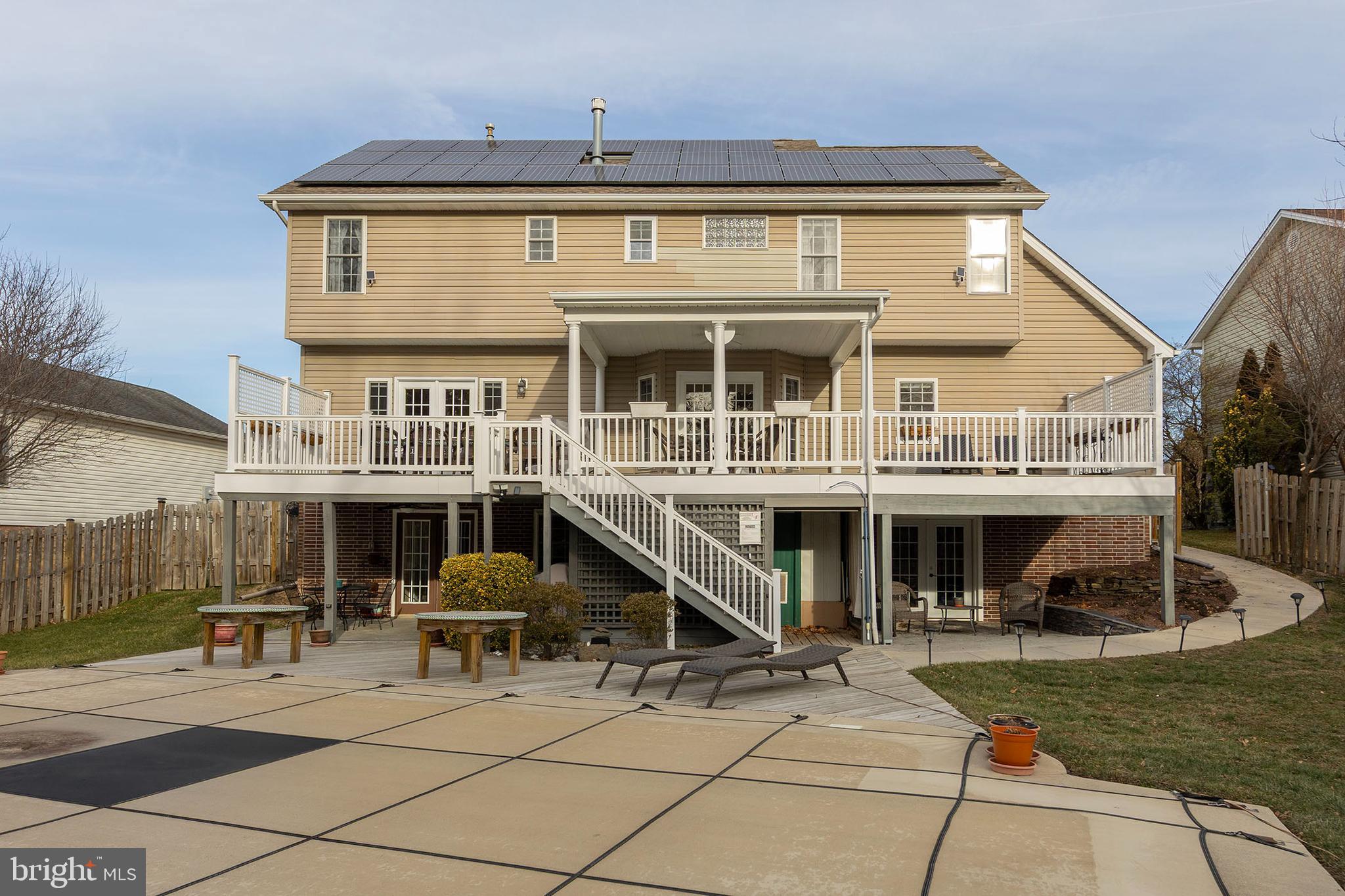 SOVEREIGN VILLAGE - Residential