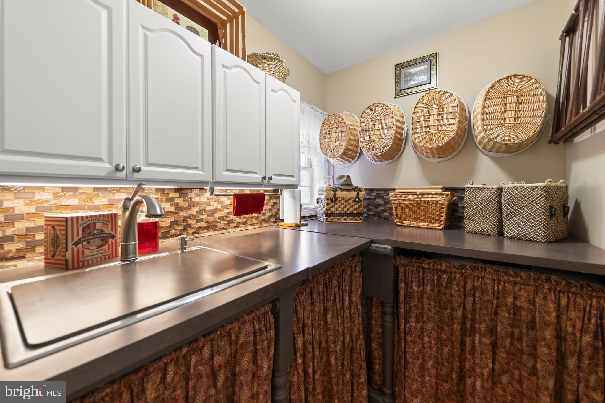 SOVEREIGN VILLAGE - Residential