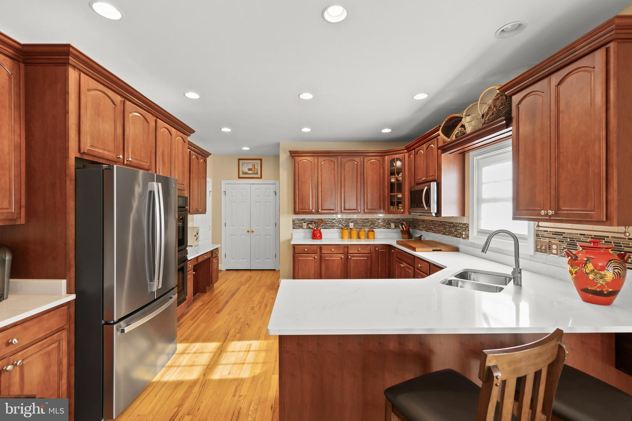 SOVEREIGN VILLAGE - Residential