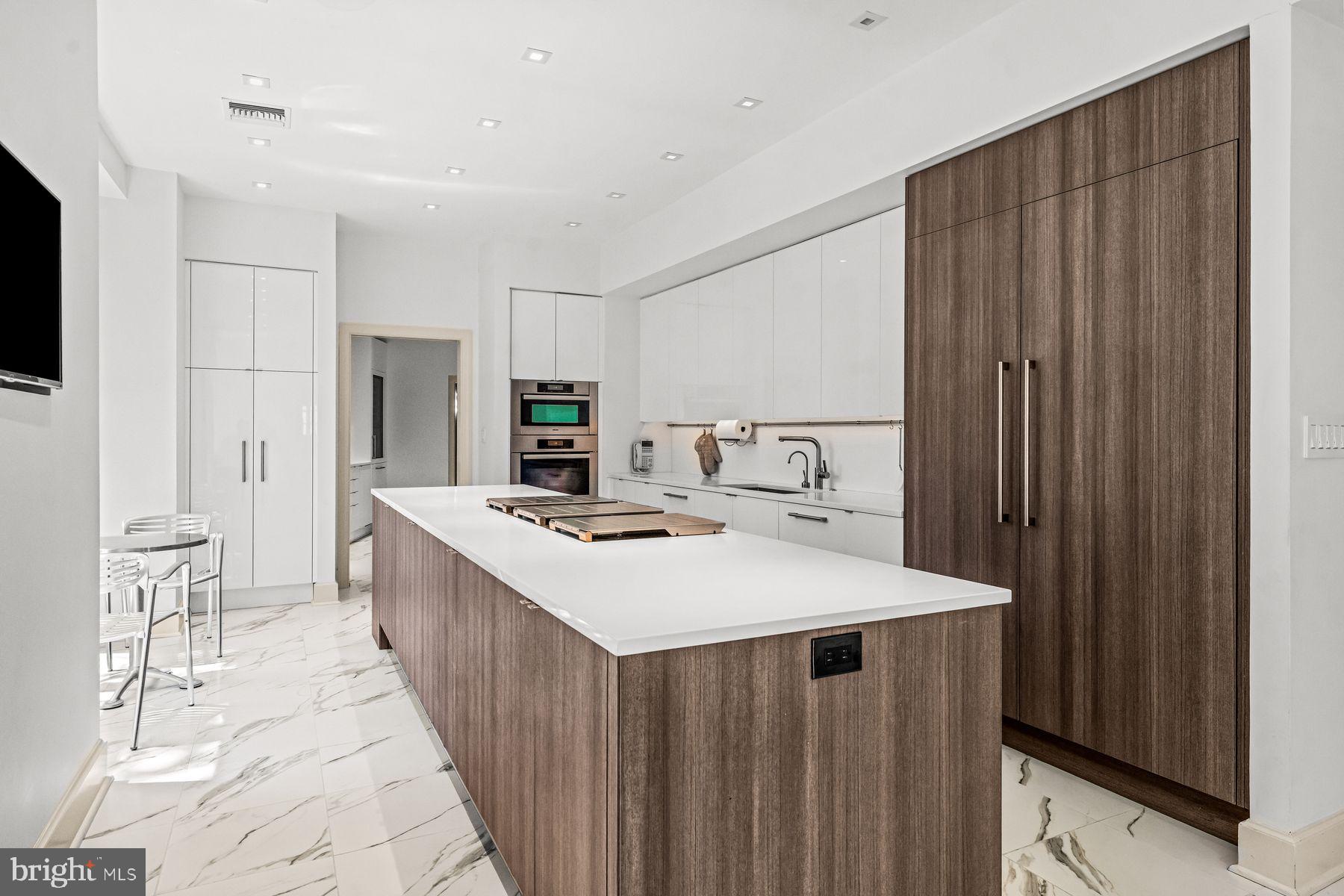 RAVENSCLIFF - Residential