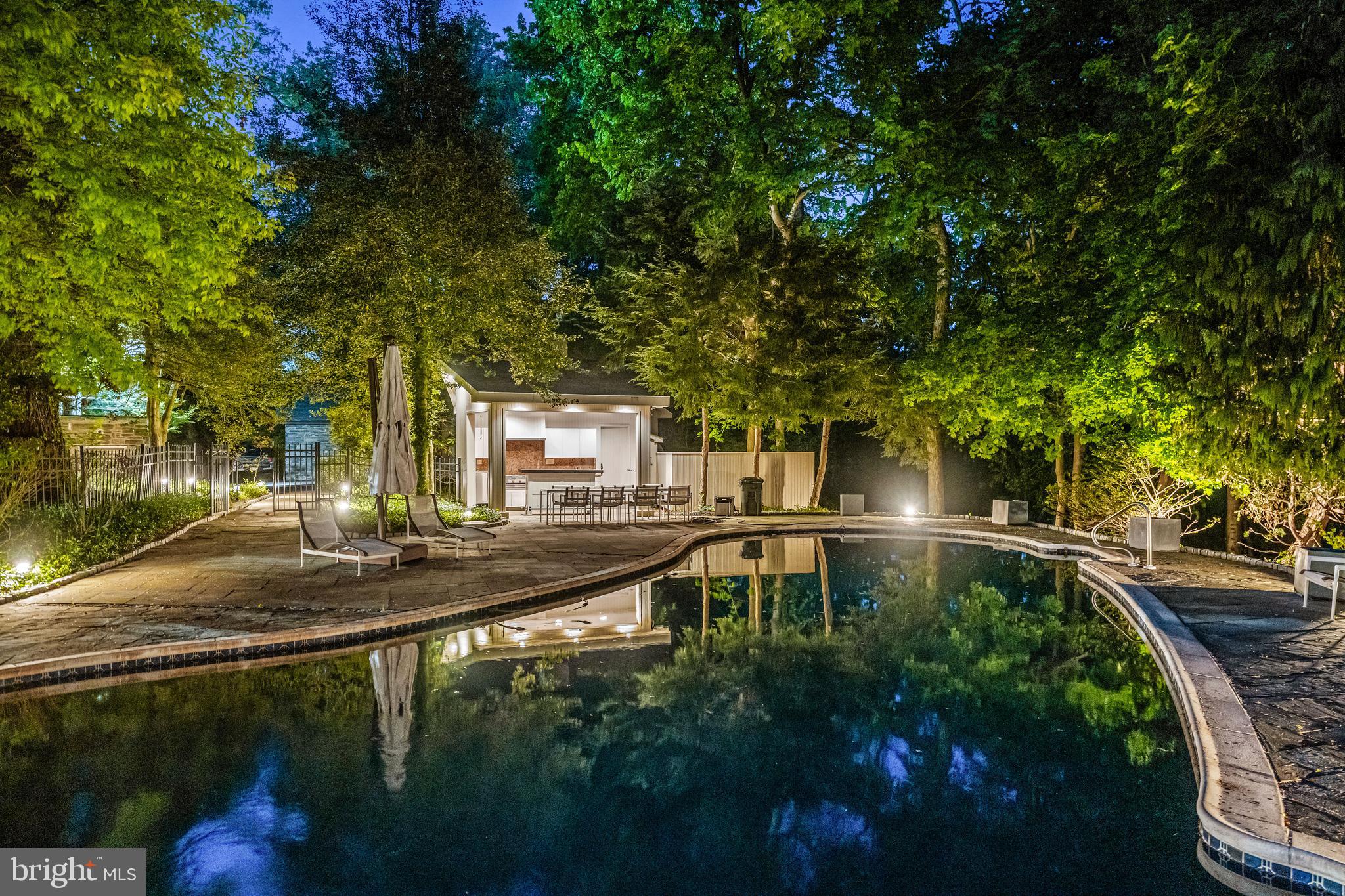 RAVENSCLIFF - Residential