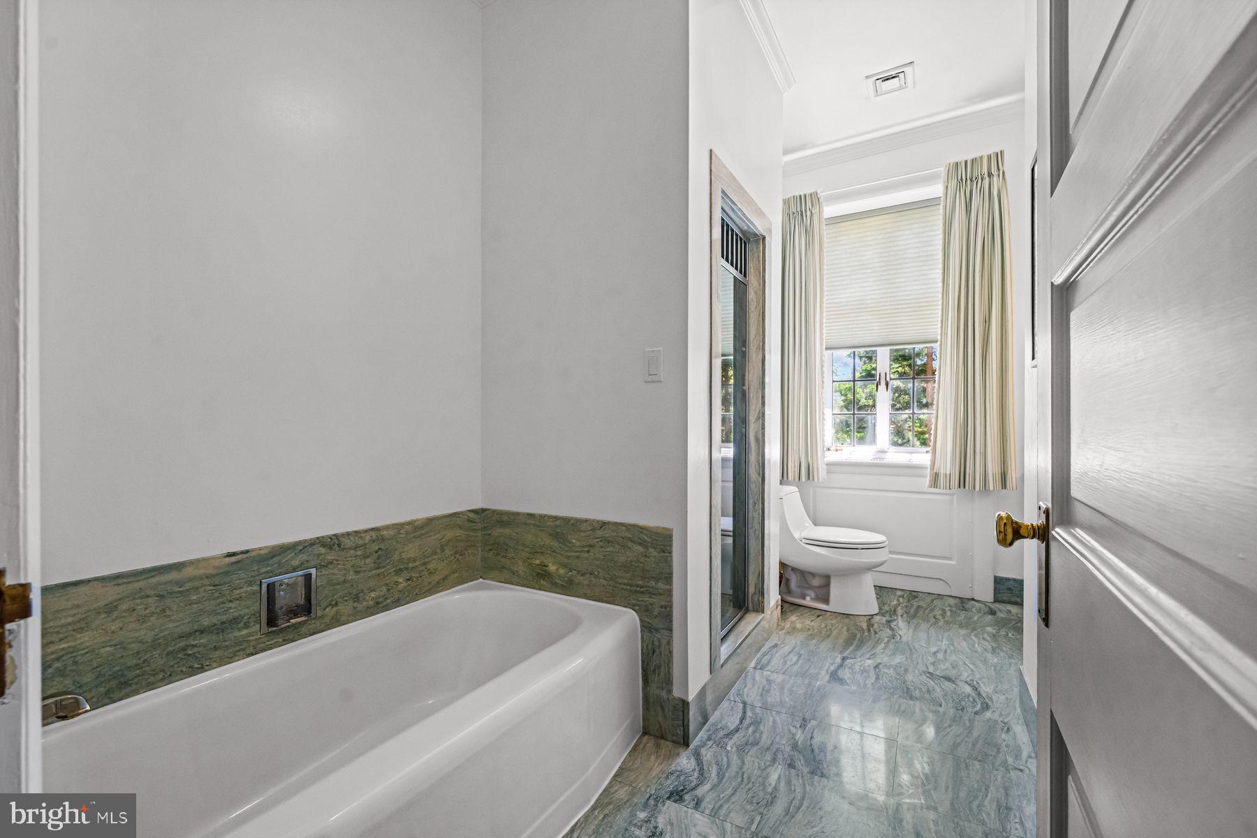 RAVENSCLIFF - Residential