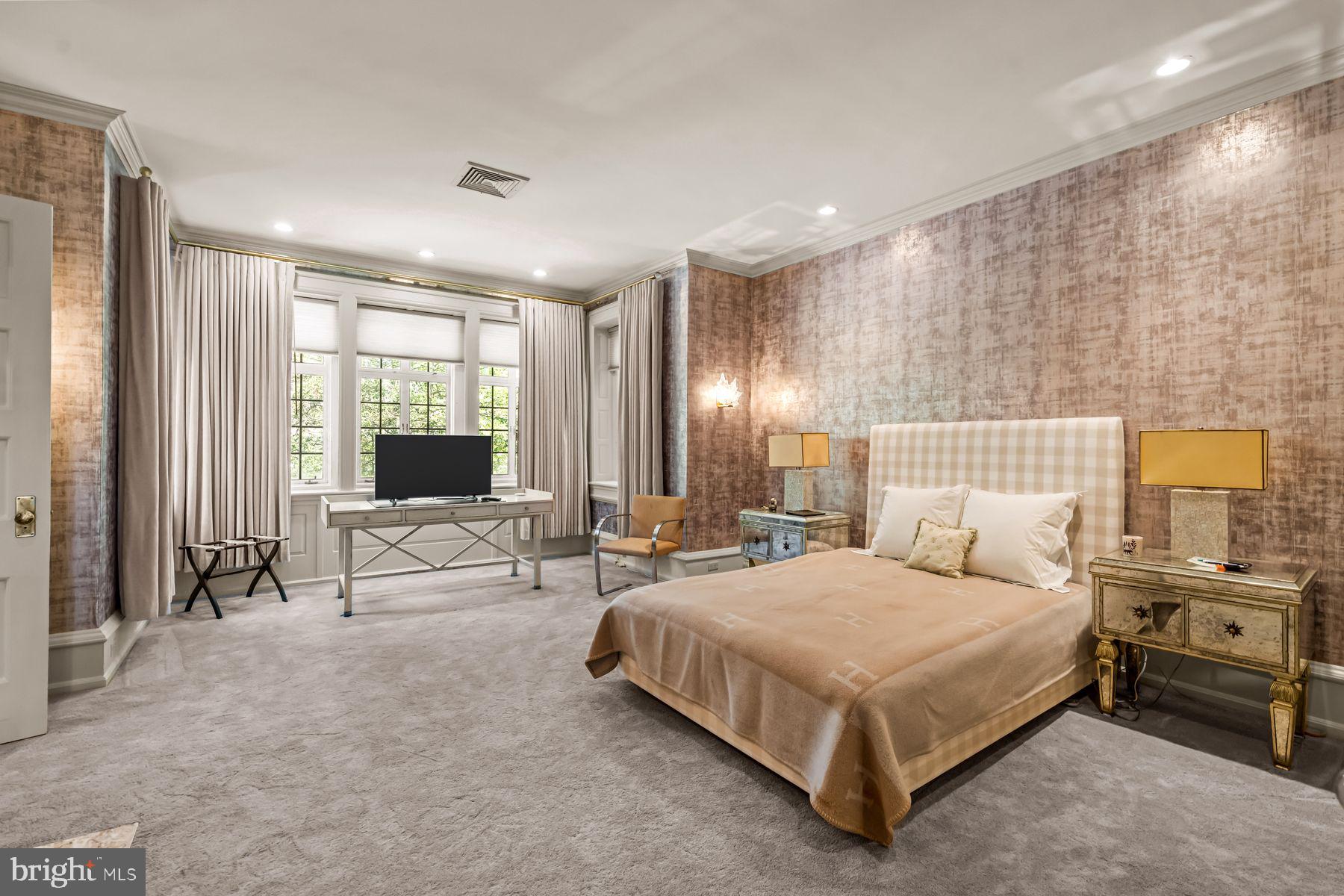 RAVENSCLIFF - Residential
