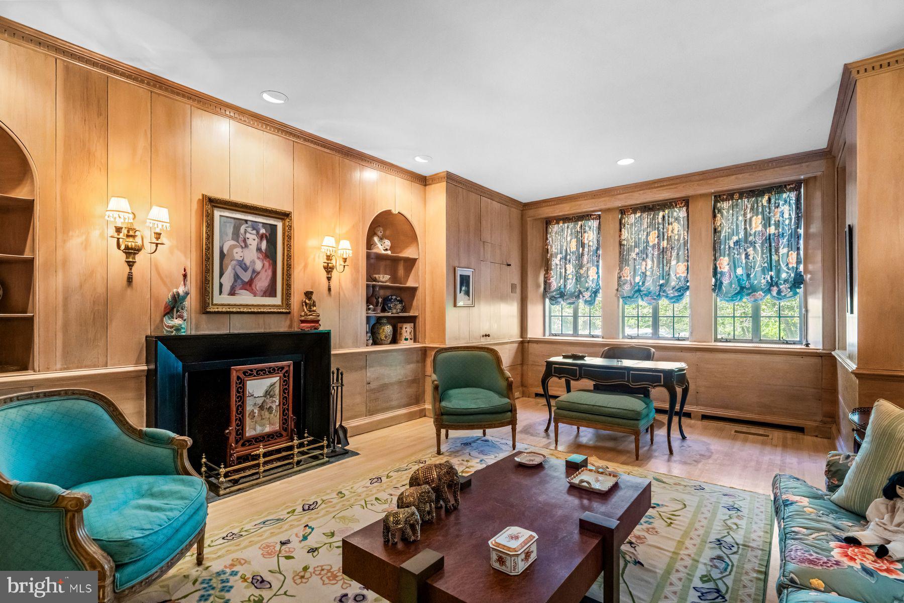 RAVENSCLIFF - Residential