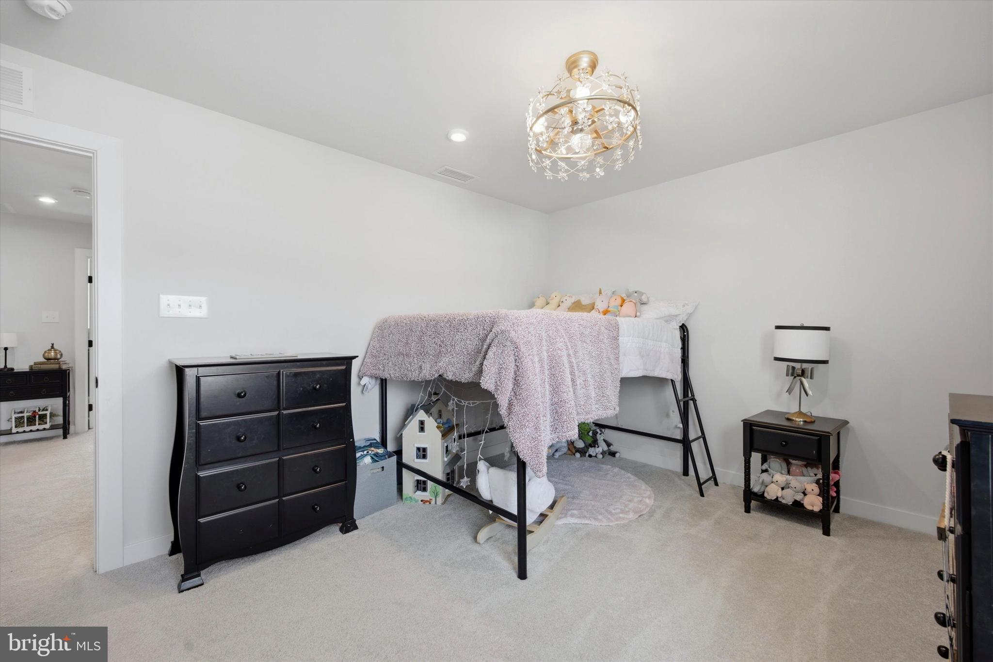 CHESTNUT RIDGE - Residential