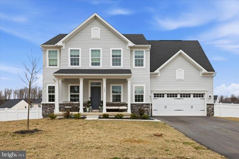 Homes For Sale - 534 Sativa Drive<br/> HONEY BROOK, PA 19344