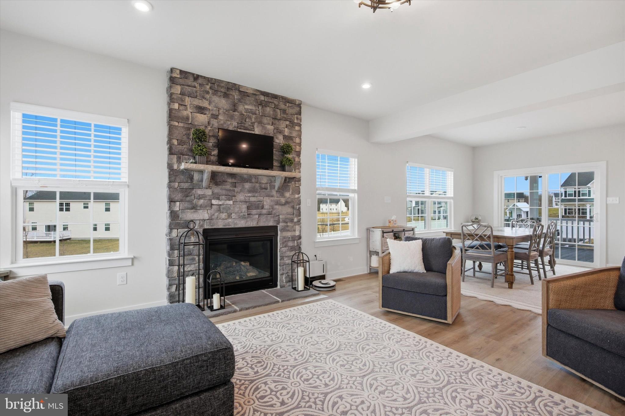 CHESTNUT RIDGE - Residential