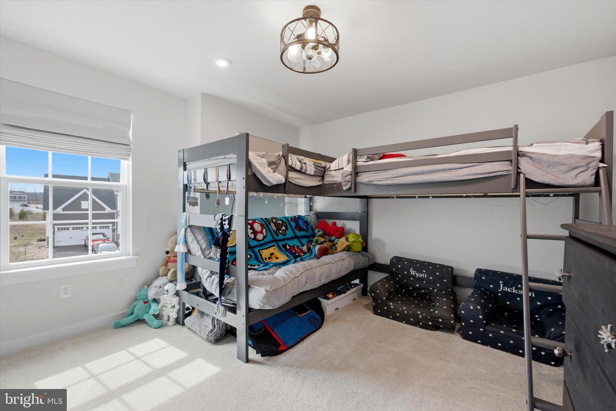 CHESTNUT RIDGE - Residential